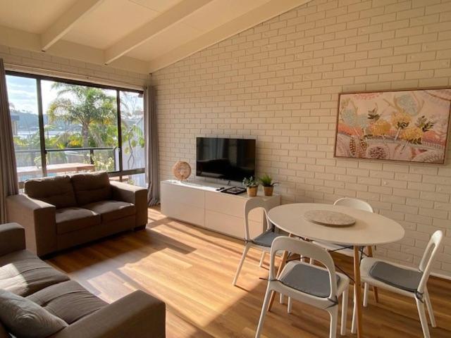Apartment with Balcony photo 1