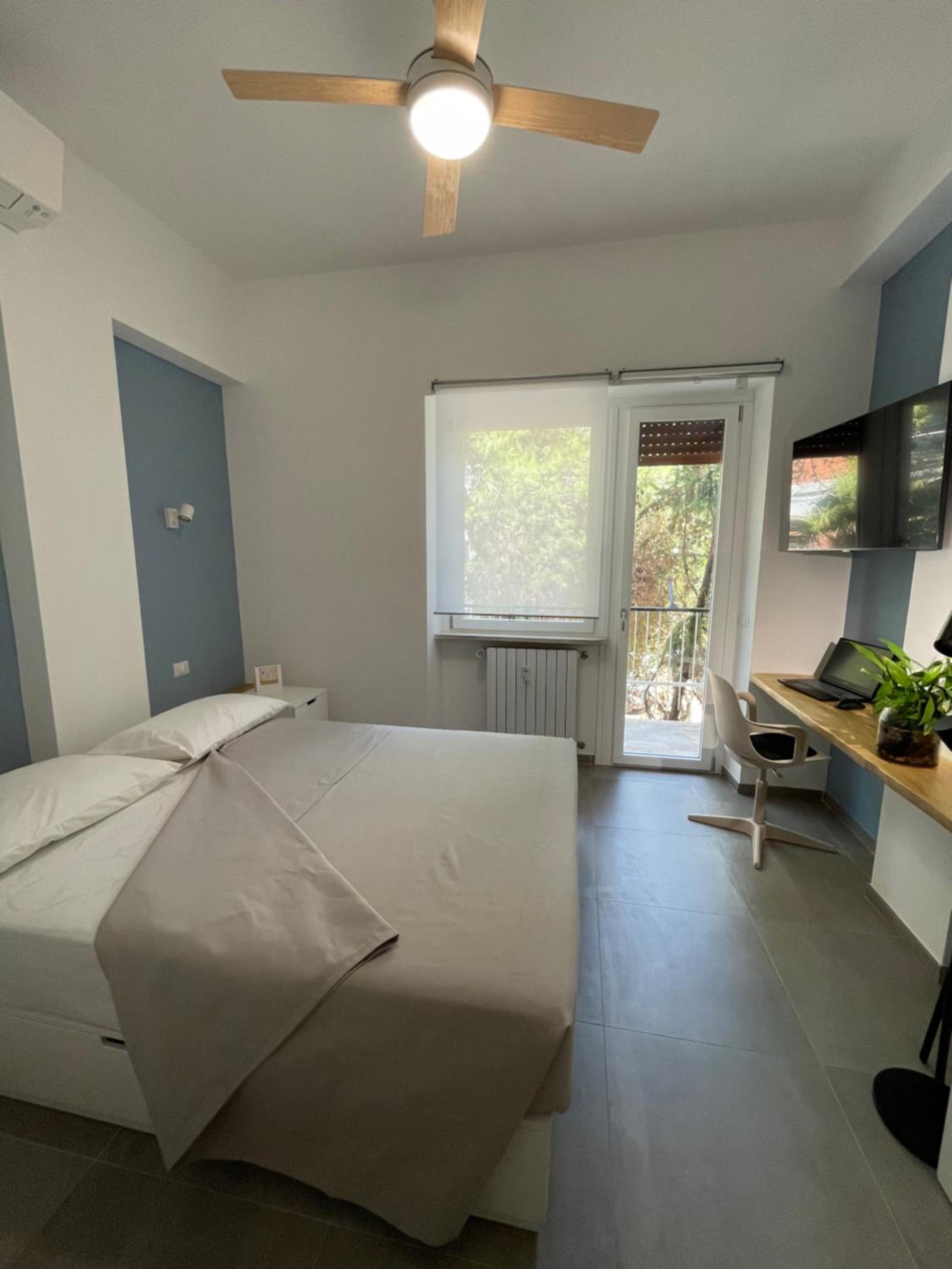 Double Room with Private Bathroom photo 2