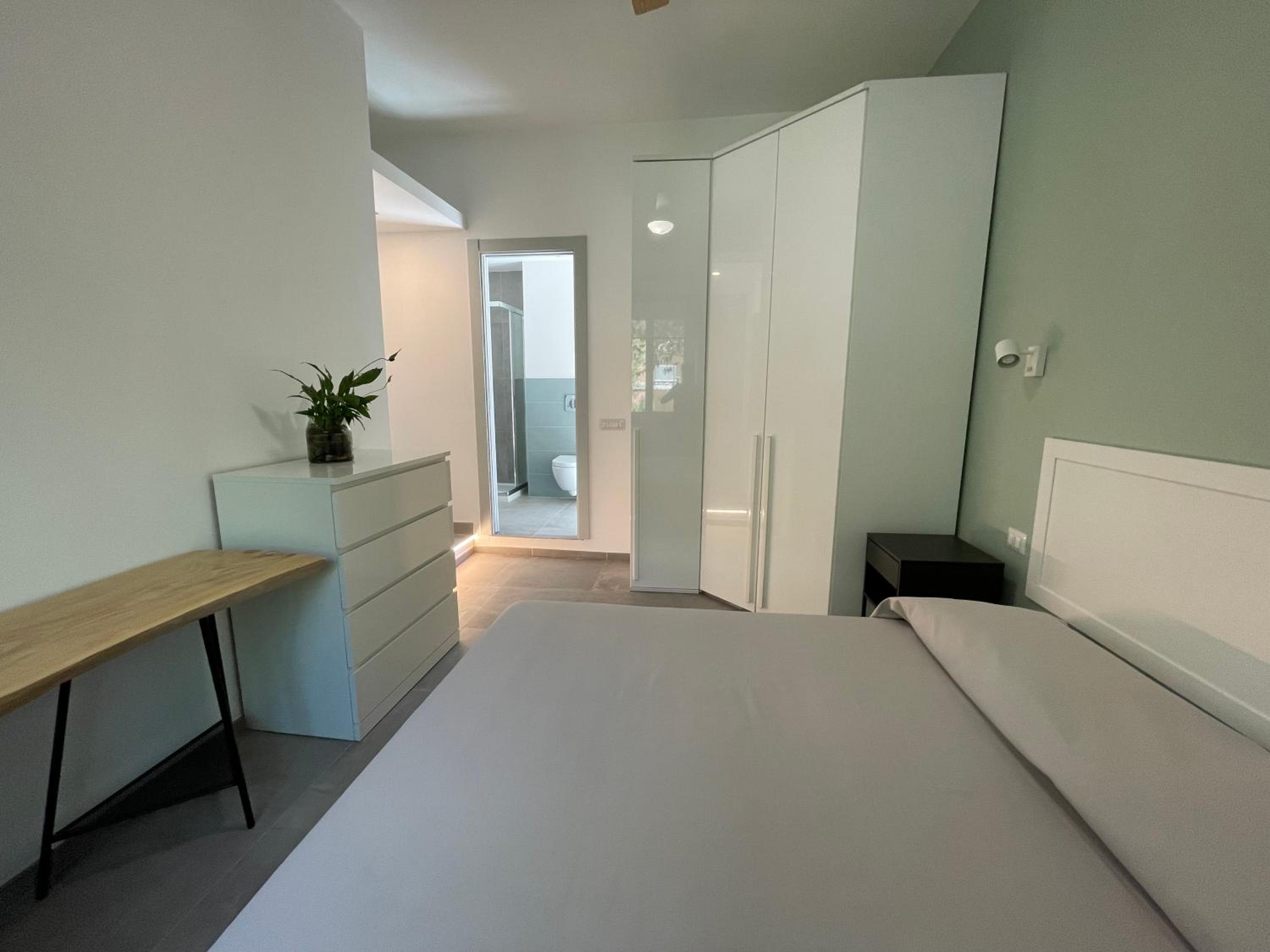 Double Room with Private Bathroom photo 3