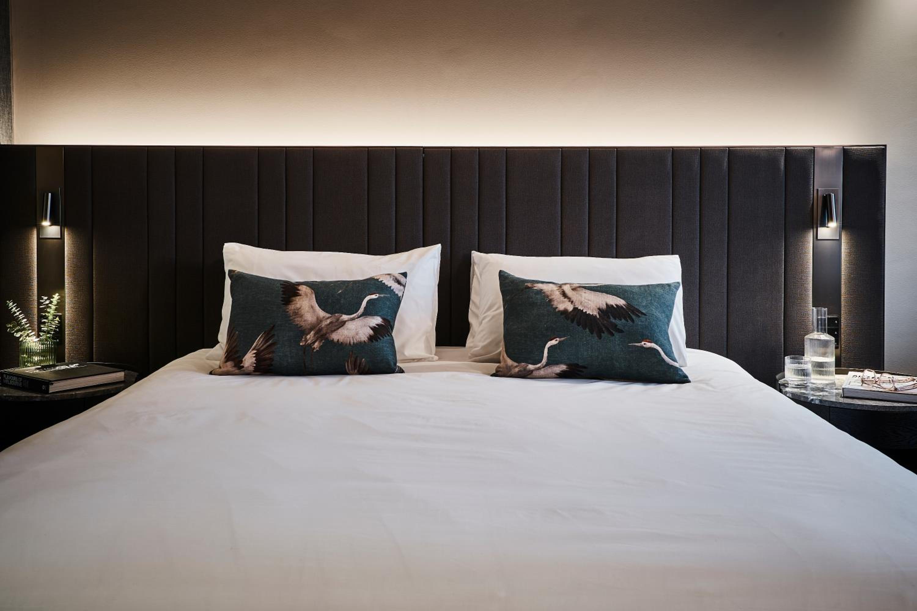 Superior King Room - Photo 7