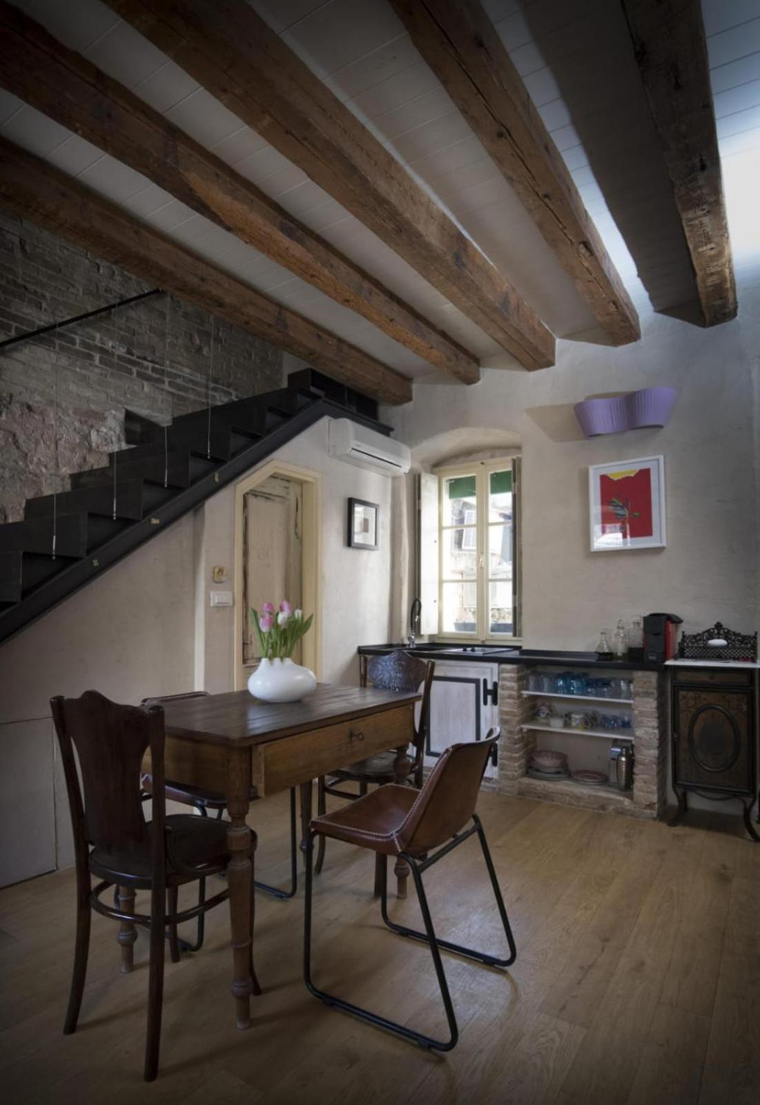 One-Bedroom Apartment - Photo 10