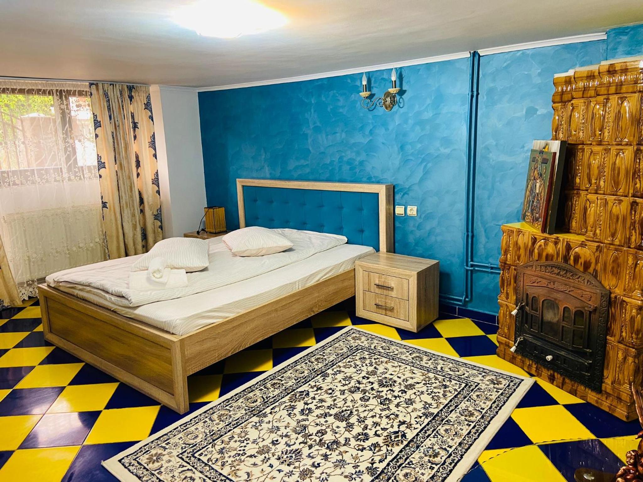 Double Room - Photo 17