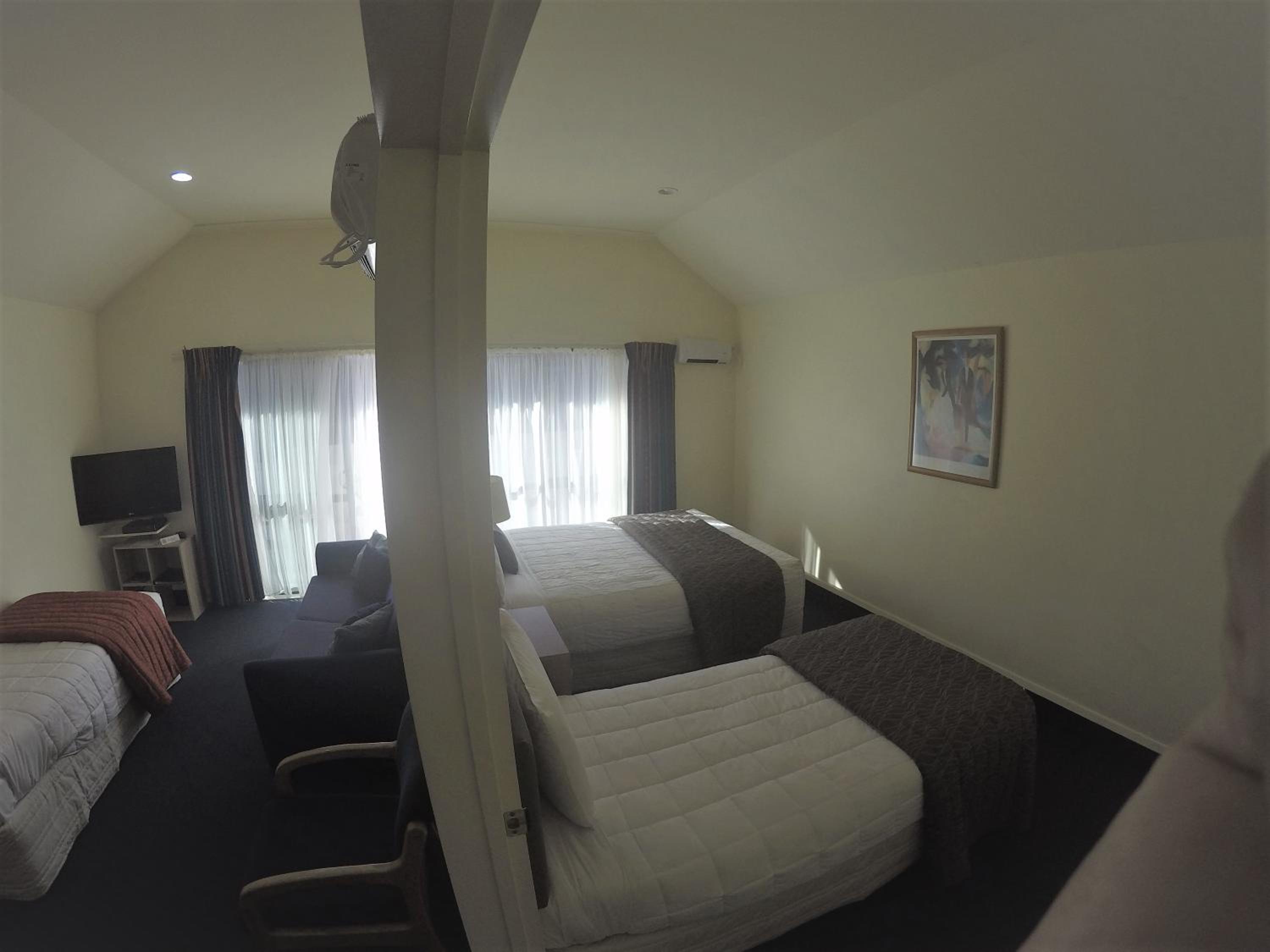 Apartment - Ground Floor photo 1