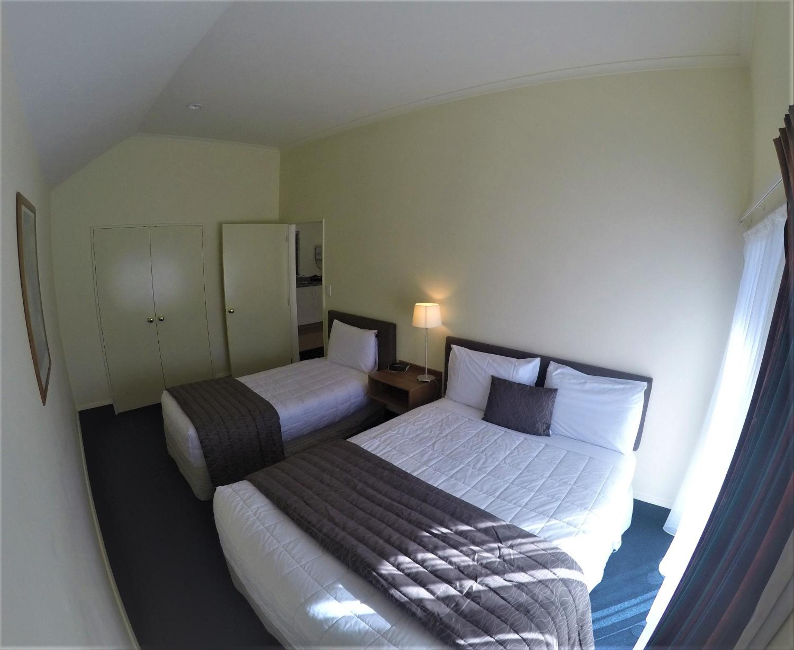 Apartment - Ground Floor photo 2