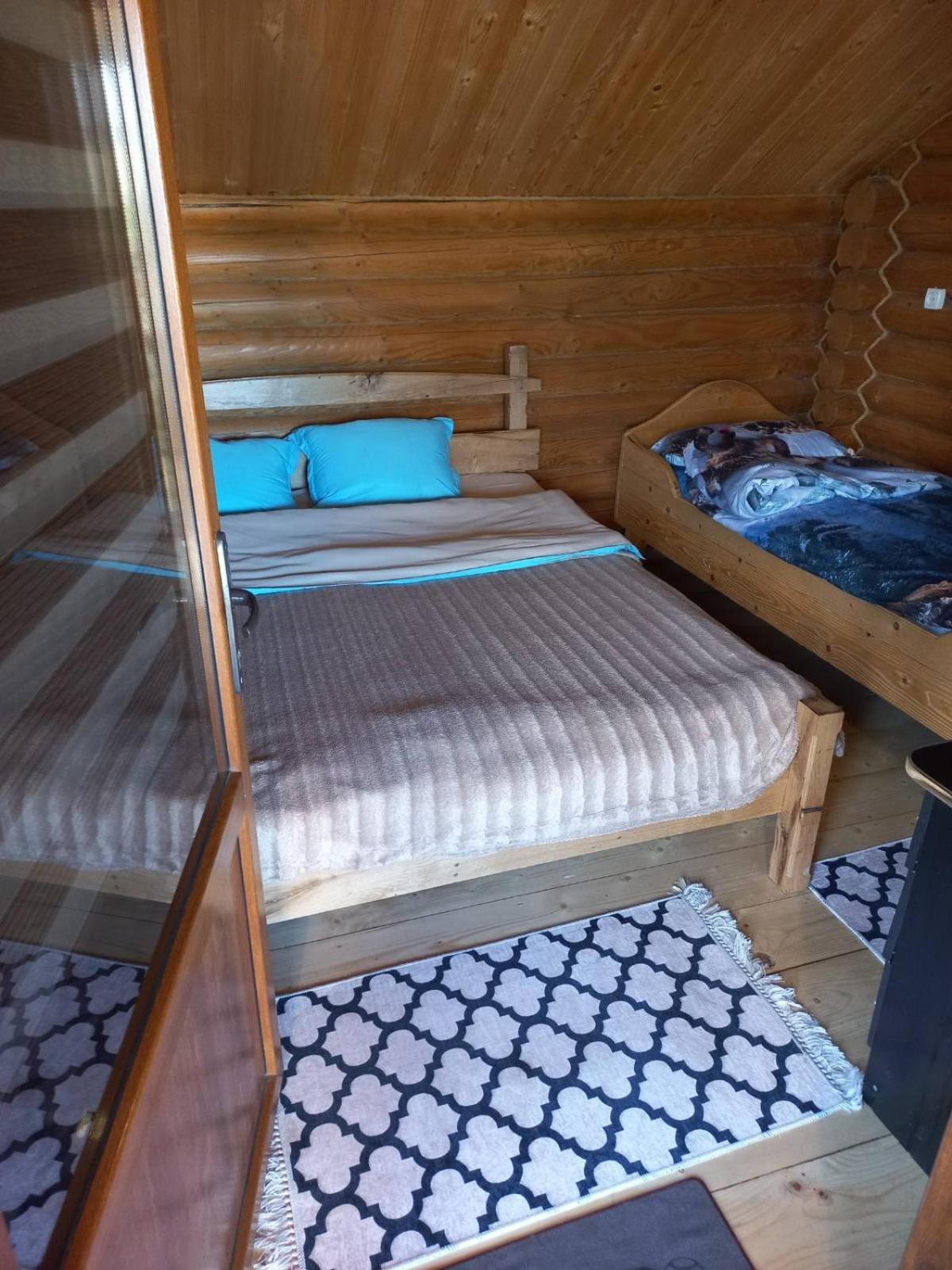 Triple Room with Shared Bathroom photo 2
