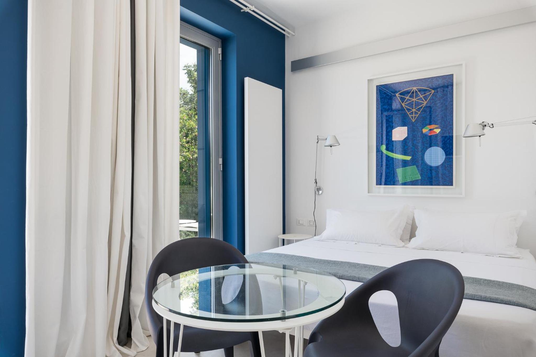 Double Room with Private Bathroom - Photo 44