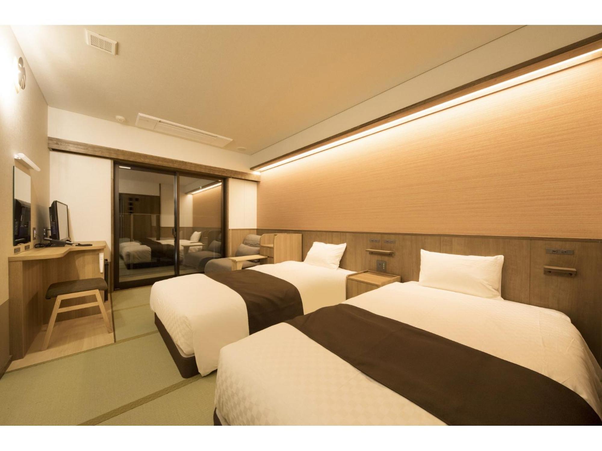 Twin Room - Photo 2