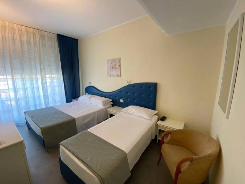 Comfort Triple Room with Balcony - Photo 1