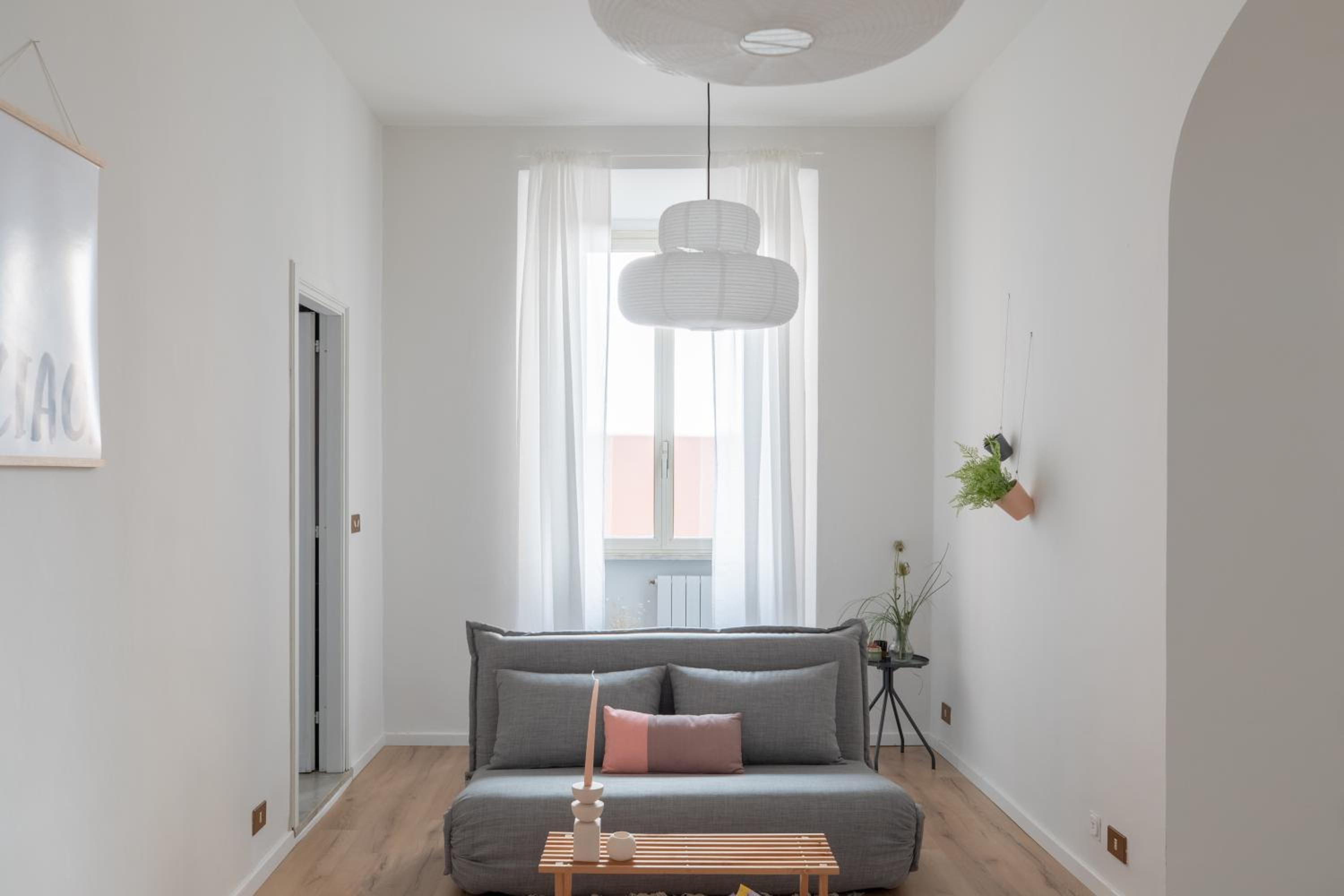 One-Bedroom Apartment photo 3