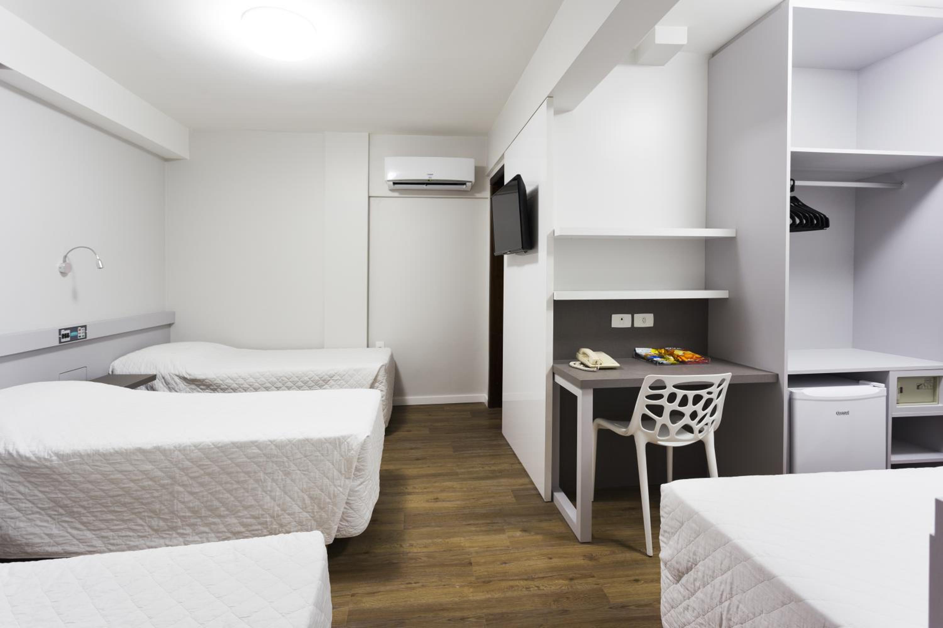 Standard Quadruple Room photo 1