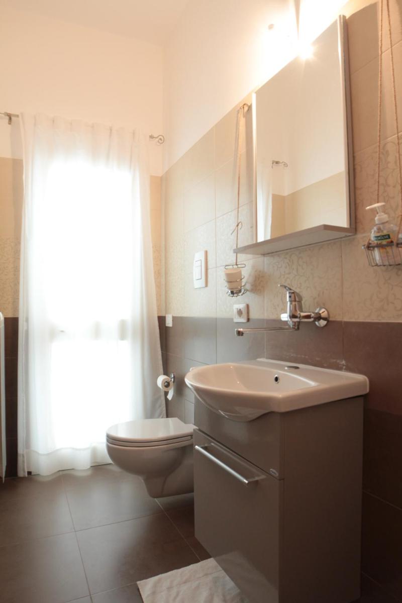 Double Room with Private External Bathroom photo 3