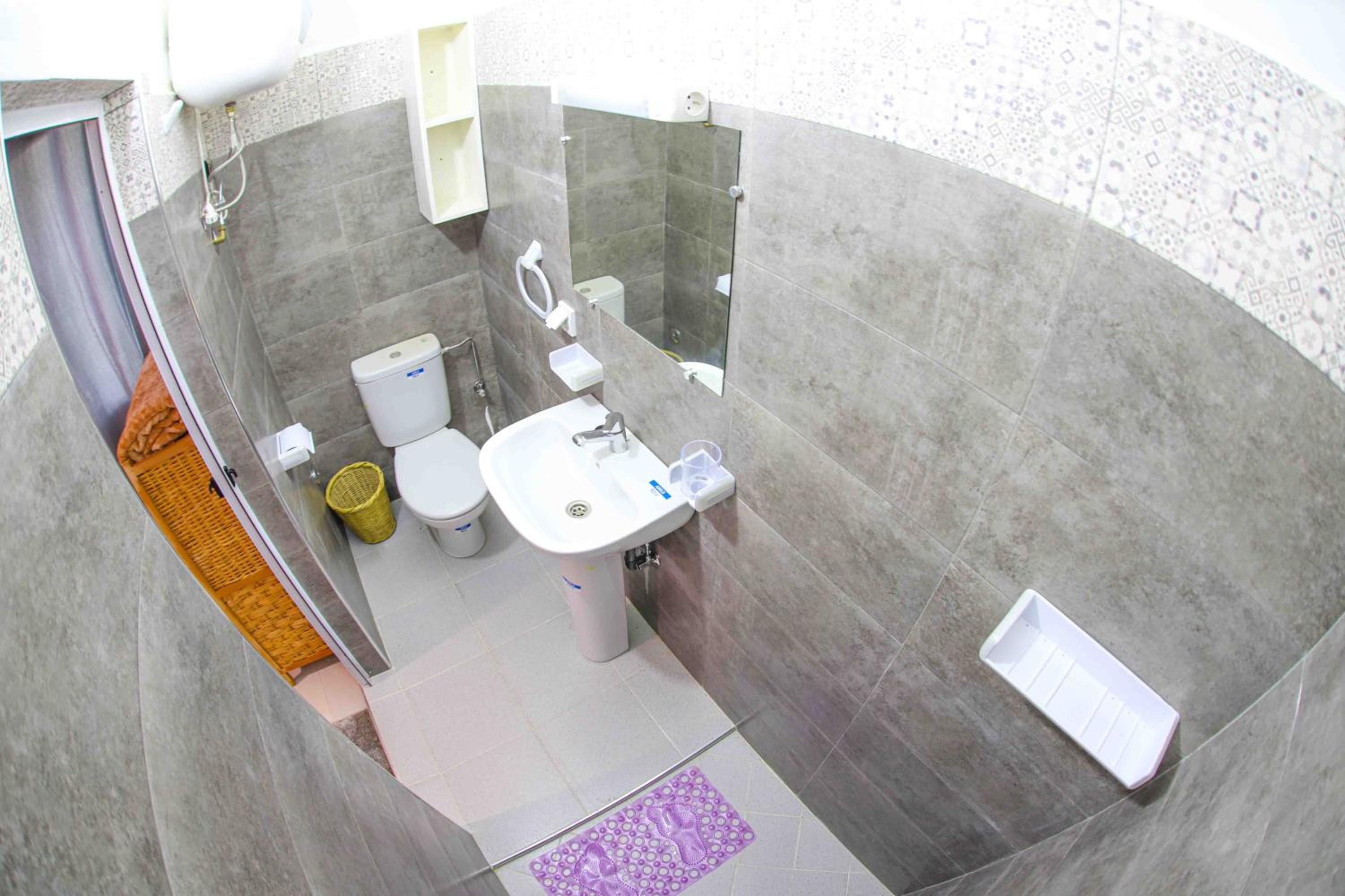 Double Room With Private Bathroom photo 3