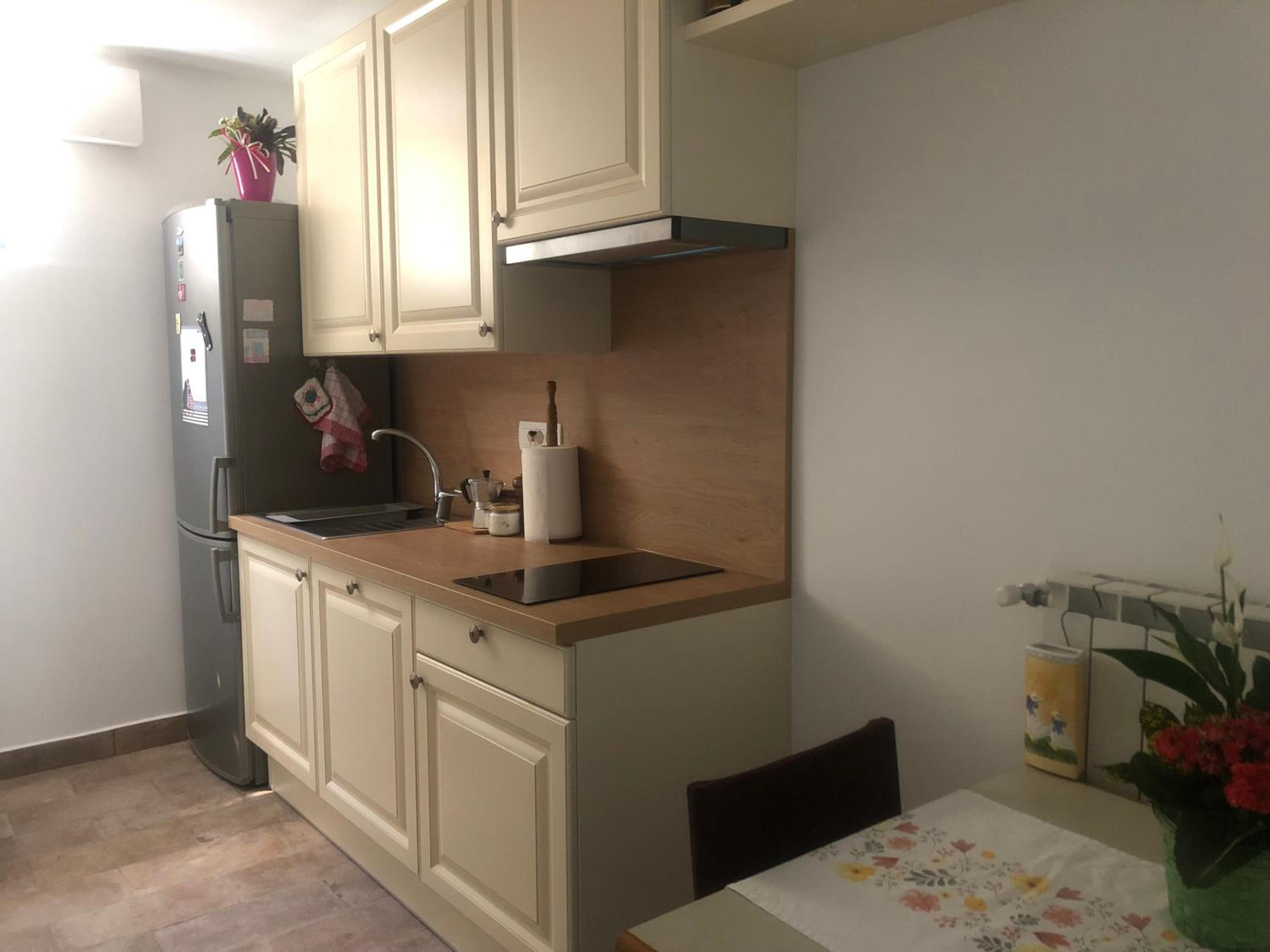 One-Bedroom Apartment - Non-Smoking - Photo 32