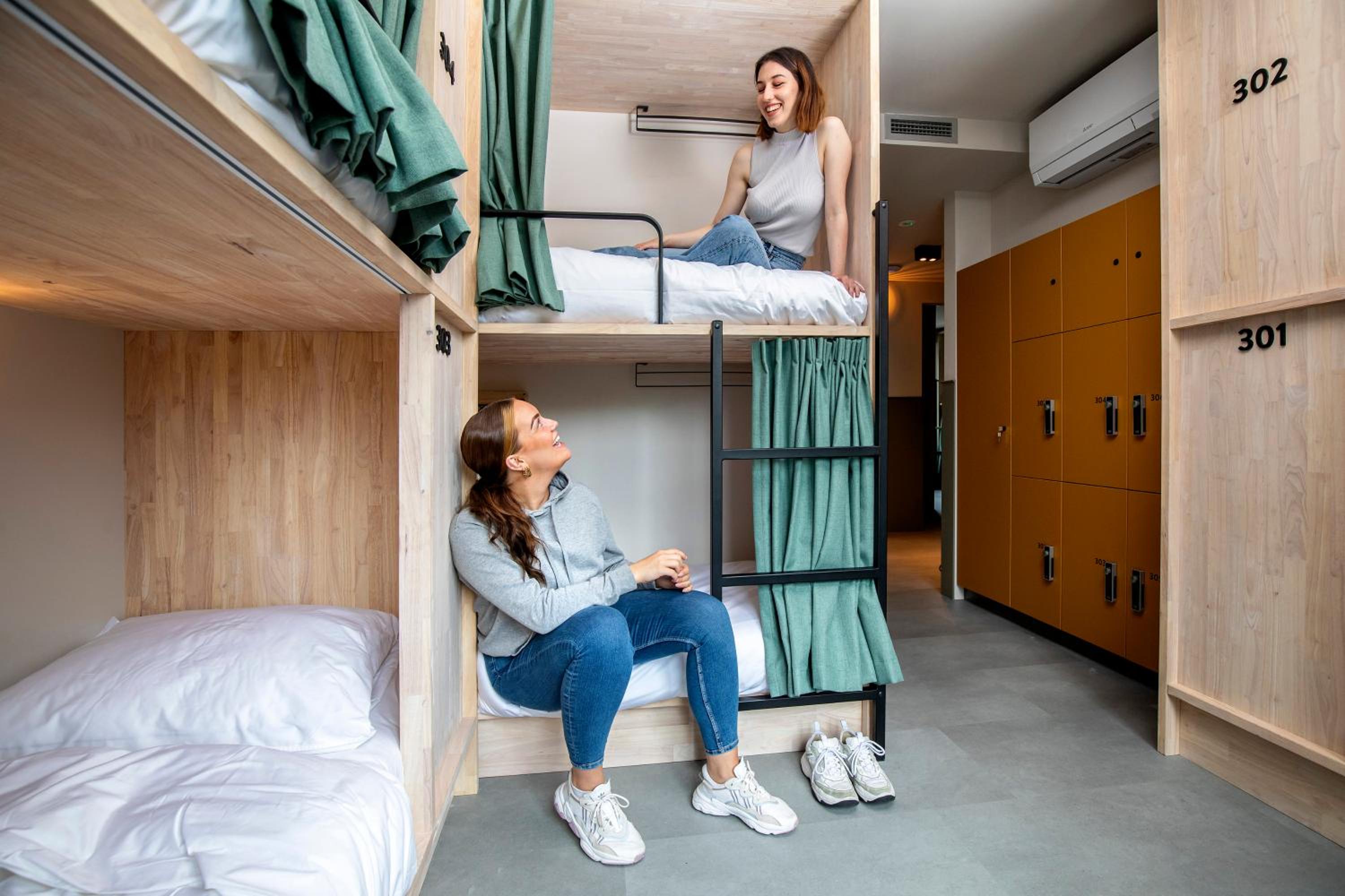 Bunk Bed in Mixed Dormitory Room photo 3
