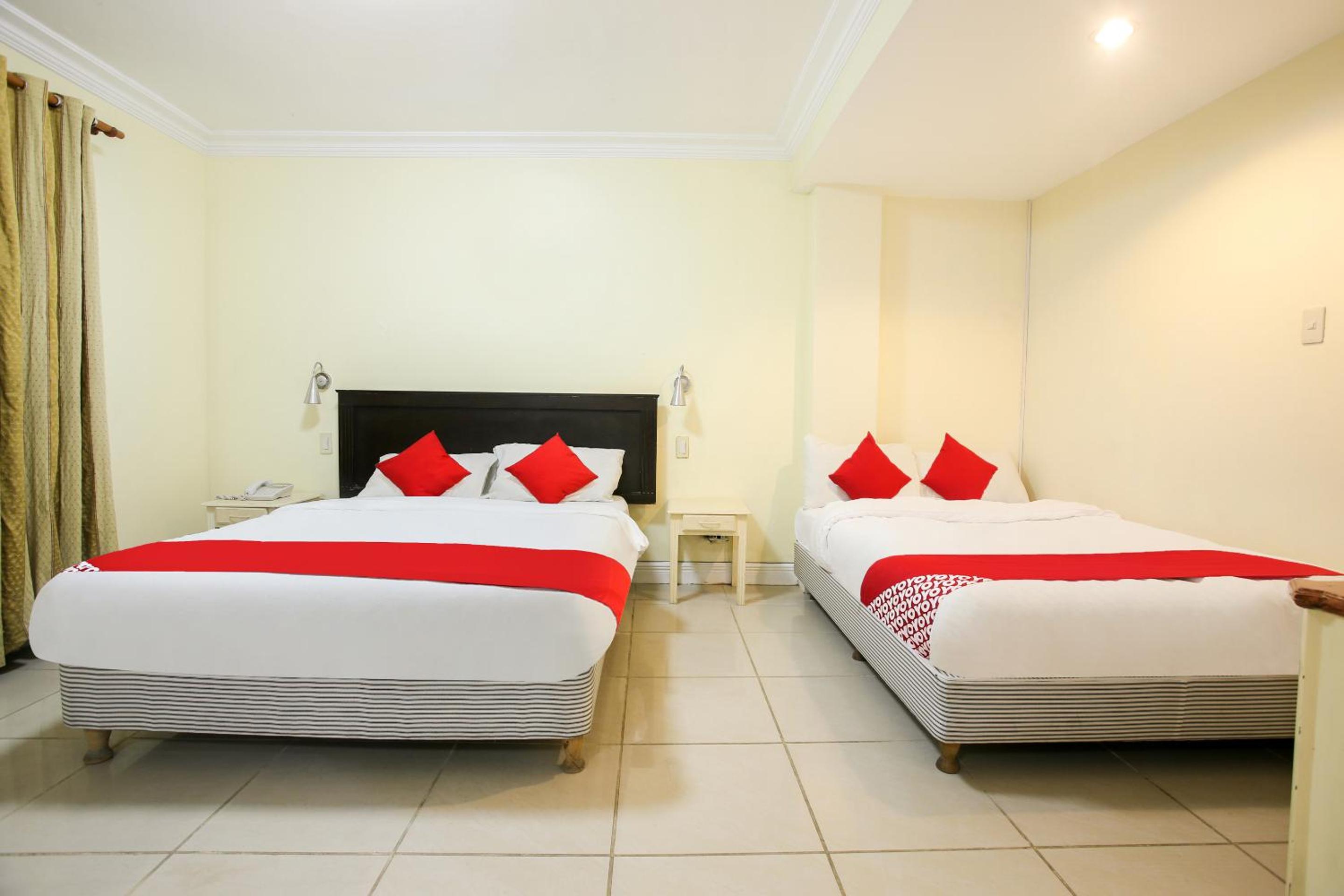 Junior Suite A - Photo 16