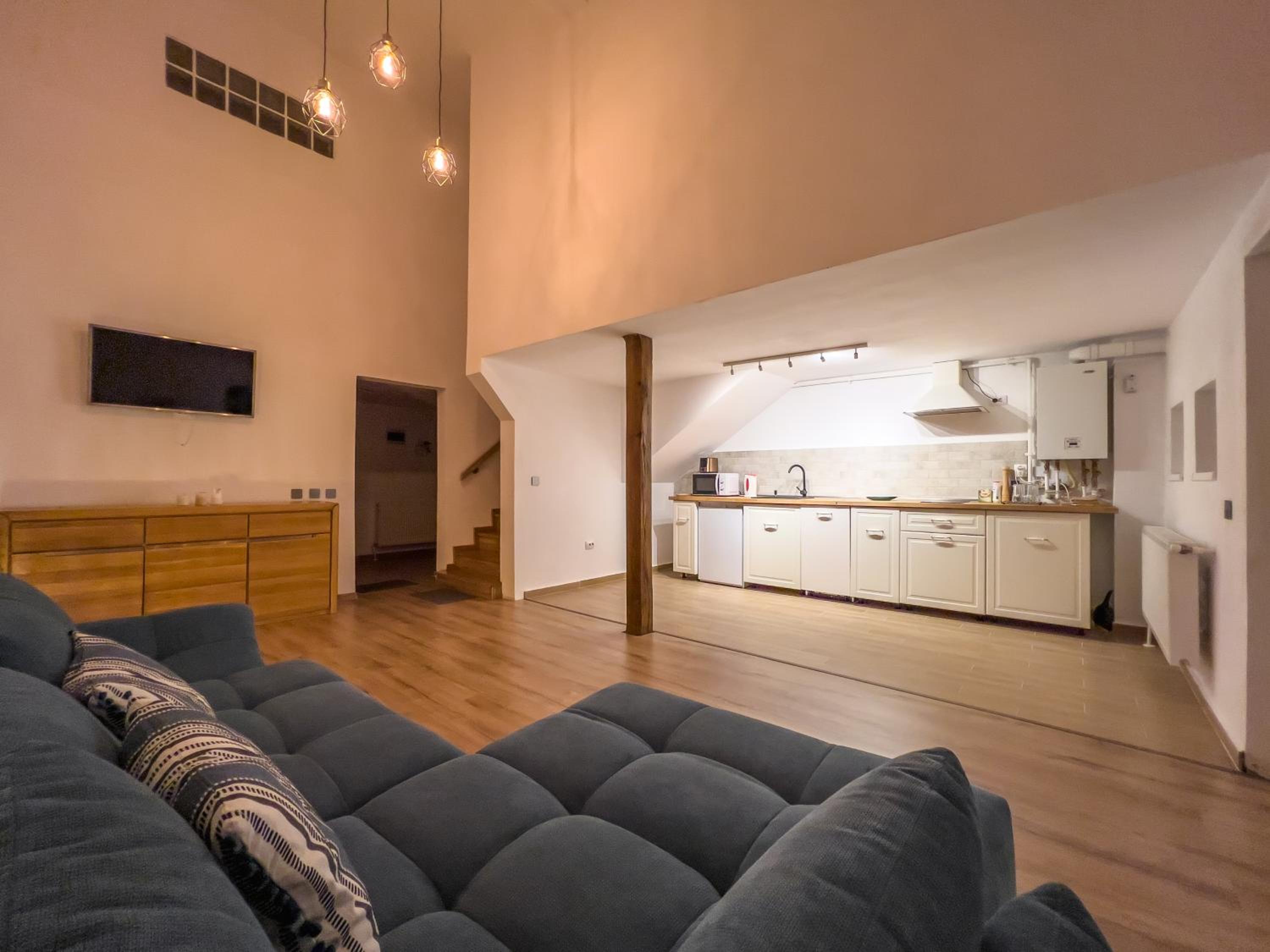 One-Bedroom Apartment - Photo 5