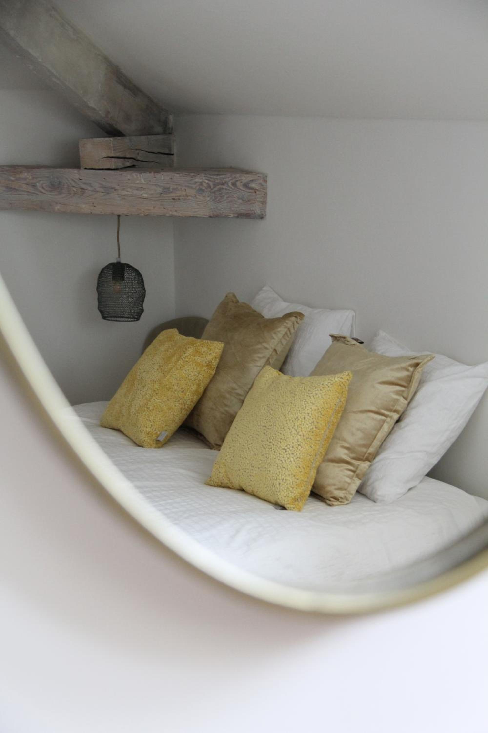 Budget Double Room - Photo 4