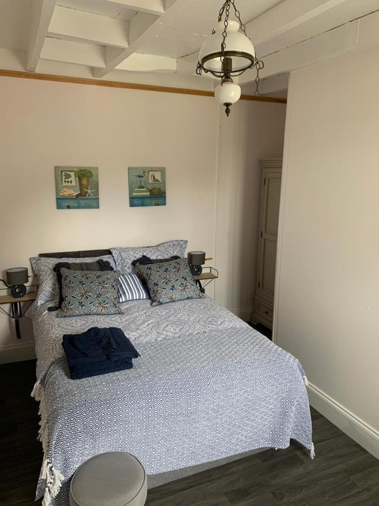Double Room - Photo 5