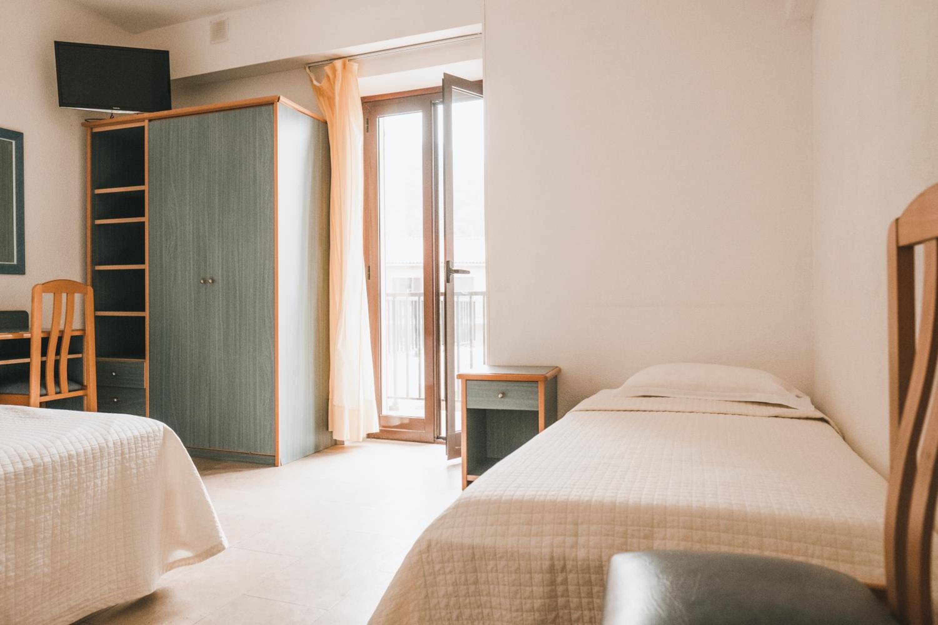 Triple Room with Sea View photo 1