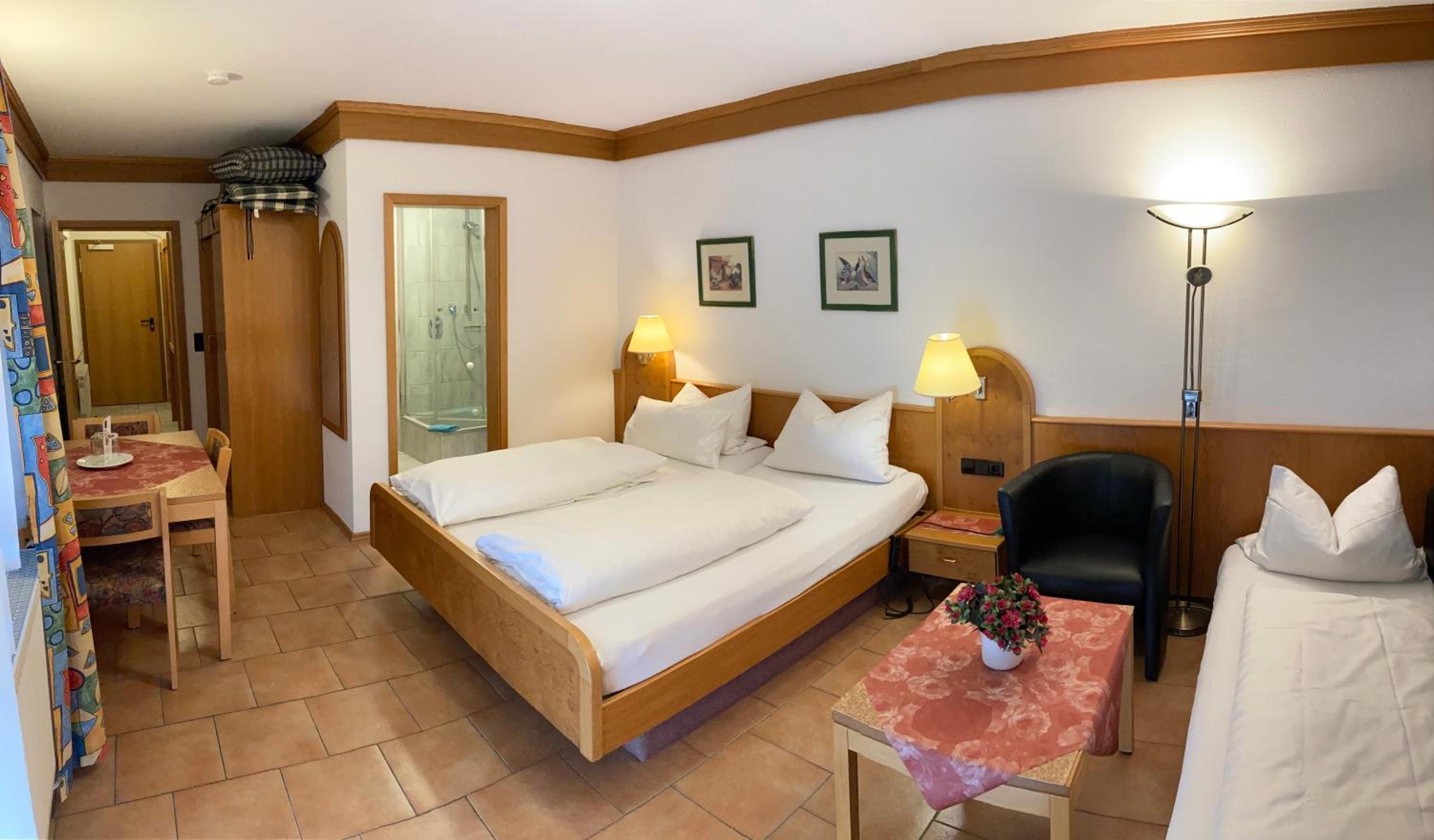 Triple Room - Photo 2