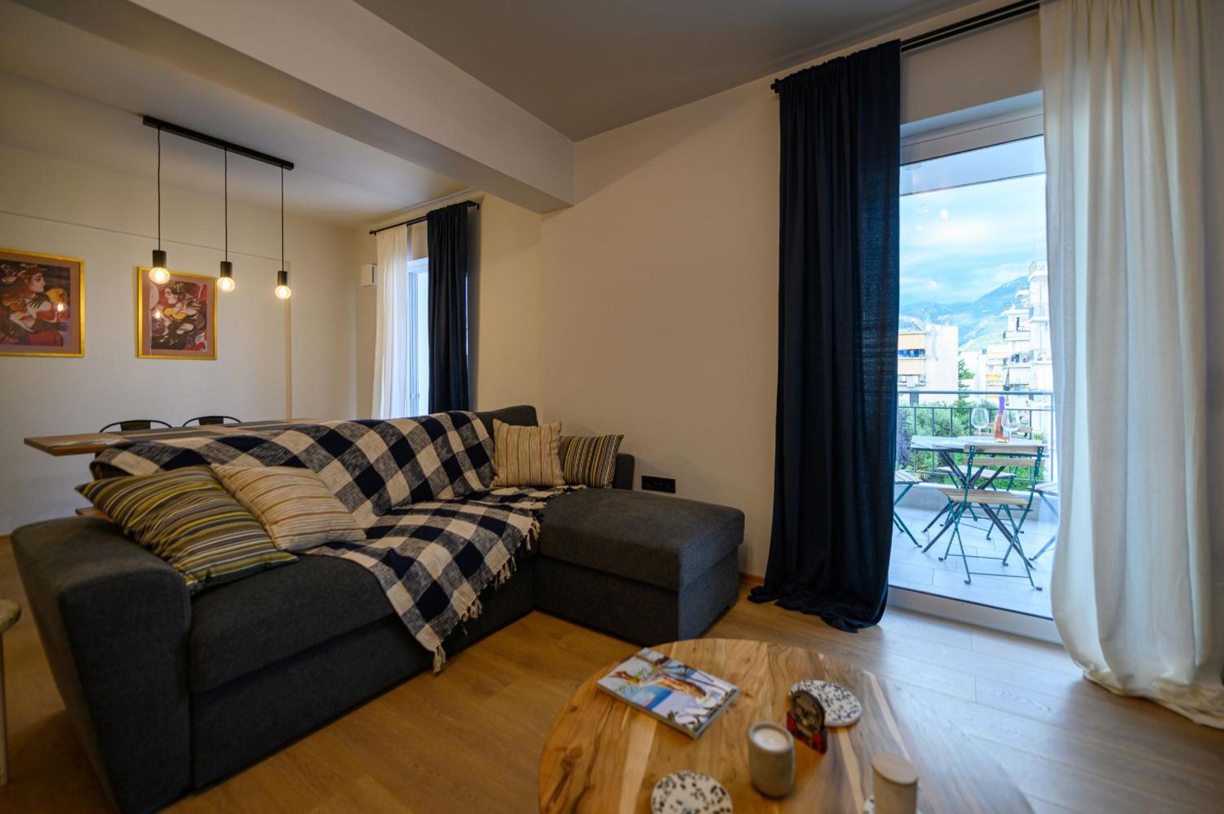 Two-Bedroom Apartment - Photo 19