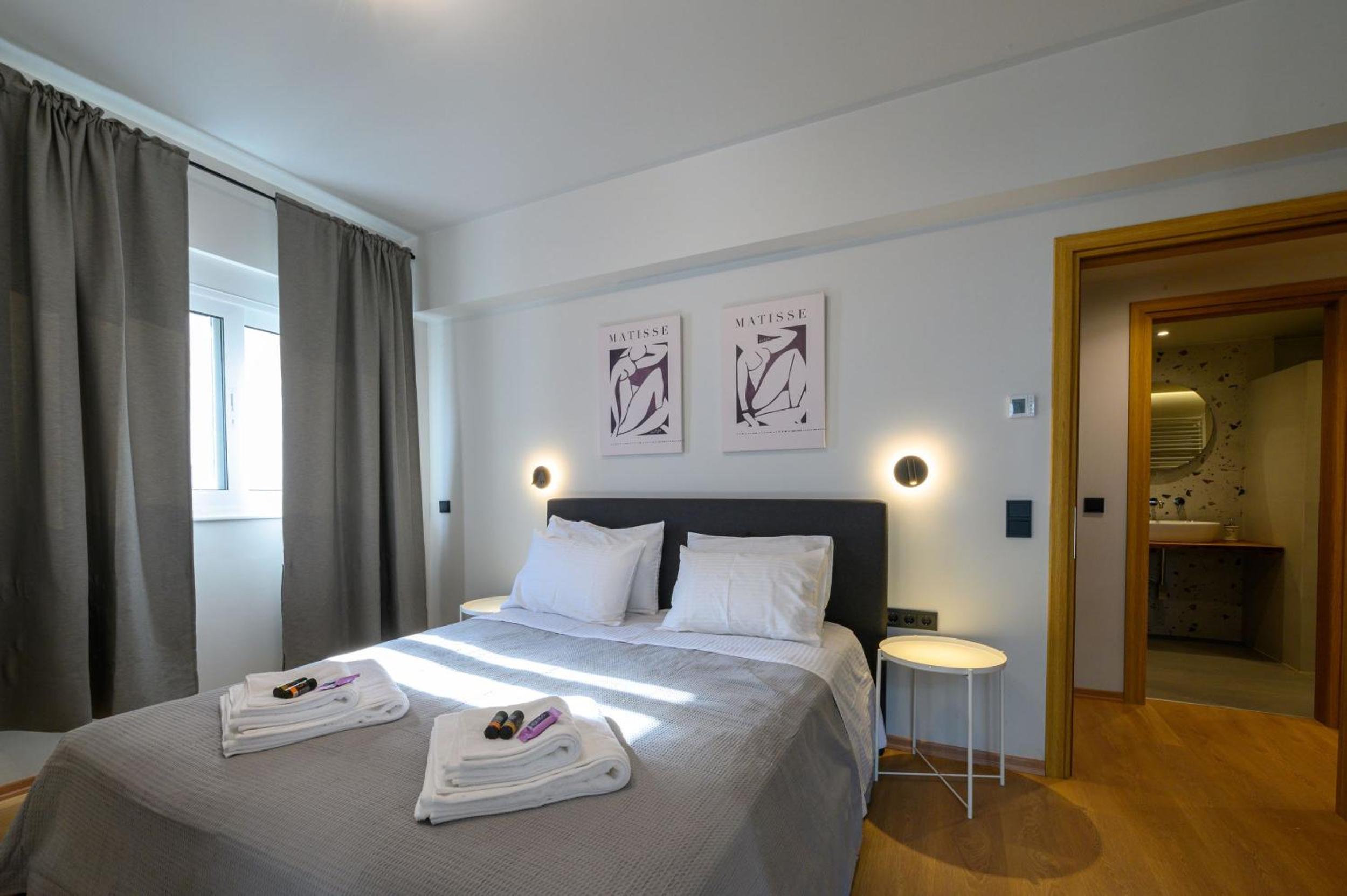 Two-Bedroom Apartment - Photo 62