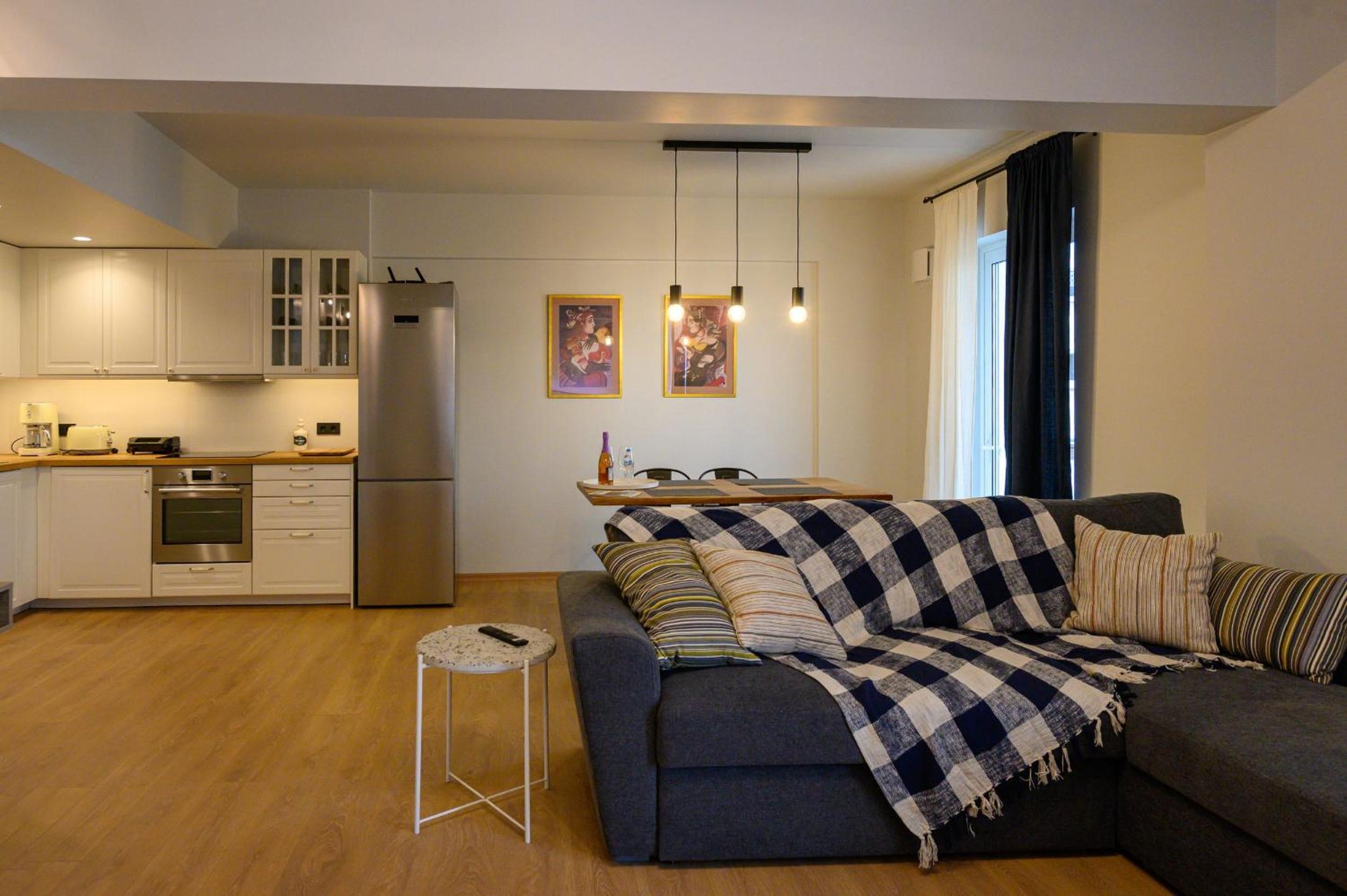 Two-Bedroom Apartment - Photo 40