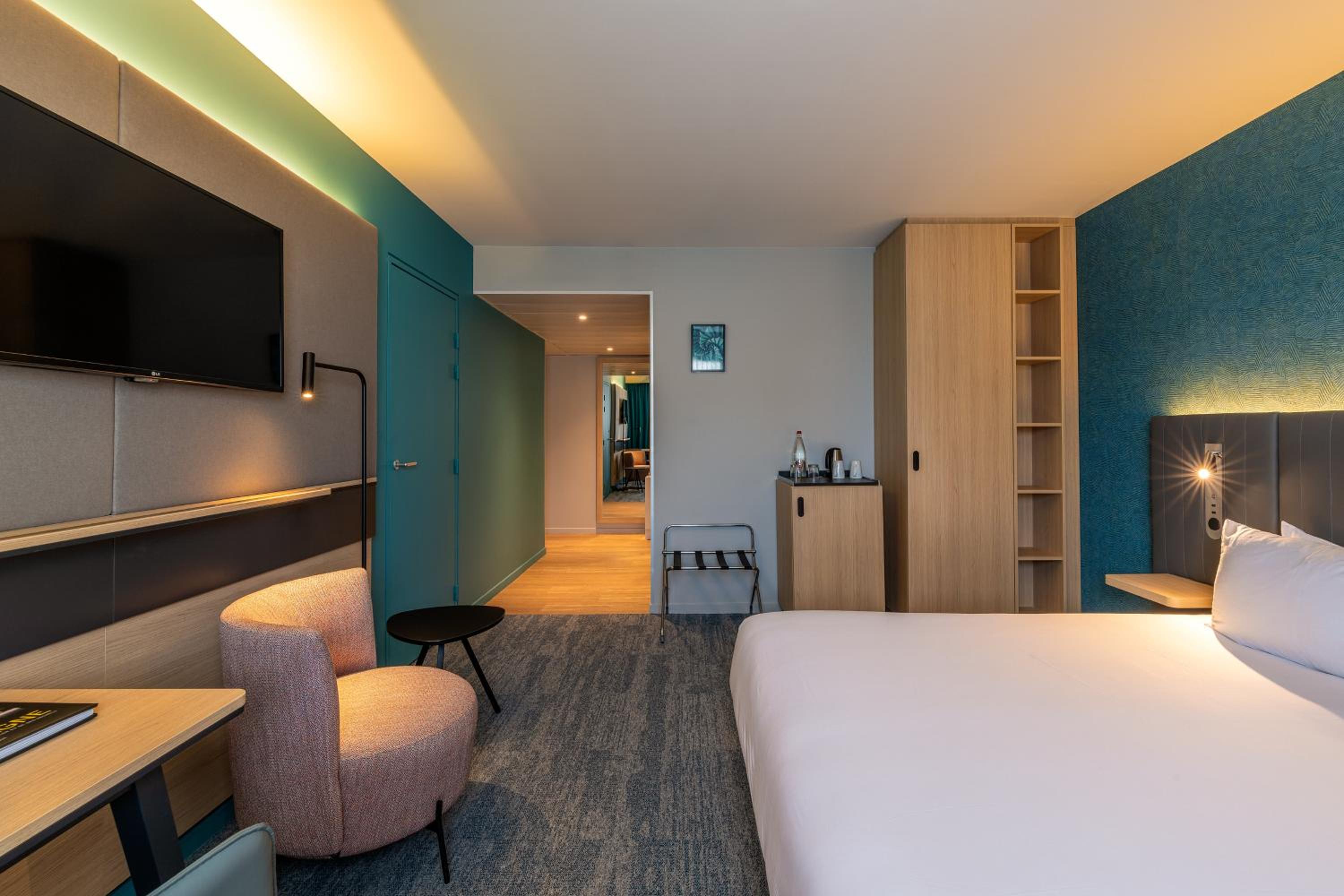 Standard Room - Photo 8