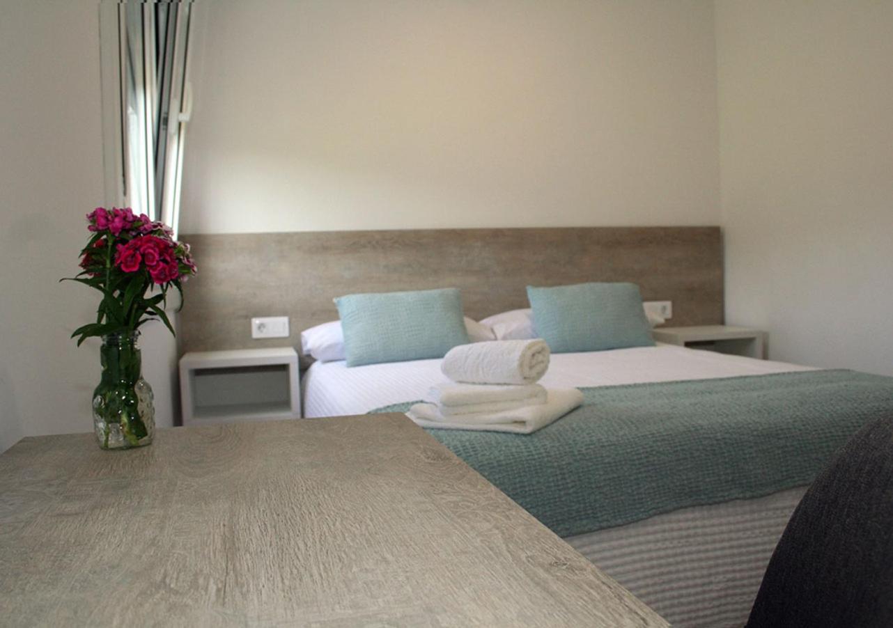 Double Room with Private Bathroom photo 2