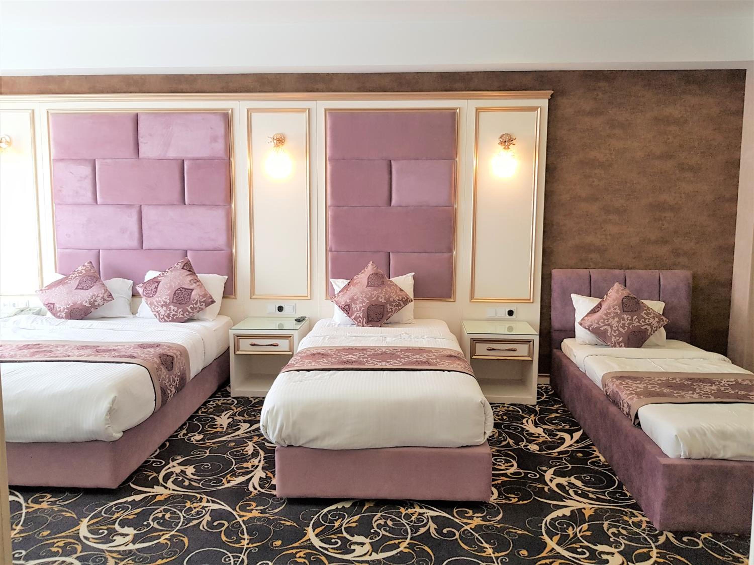 Quadruple Room - Photo 4