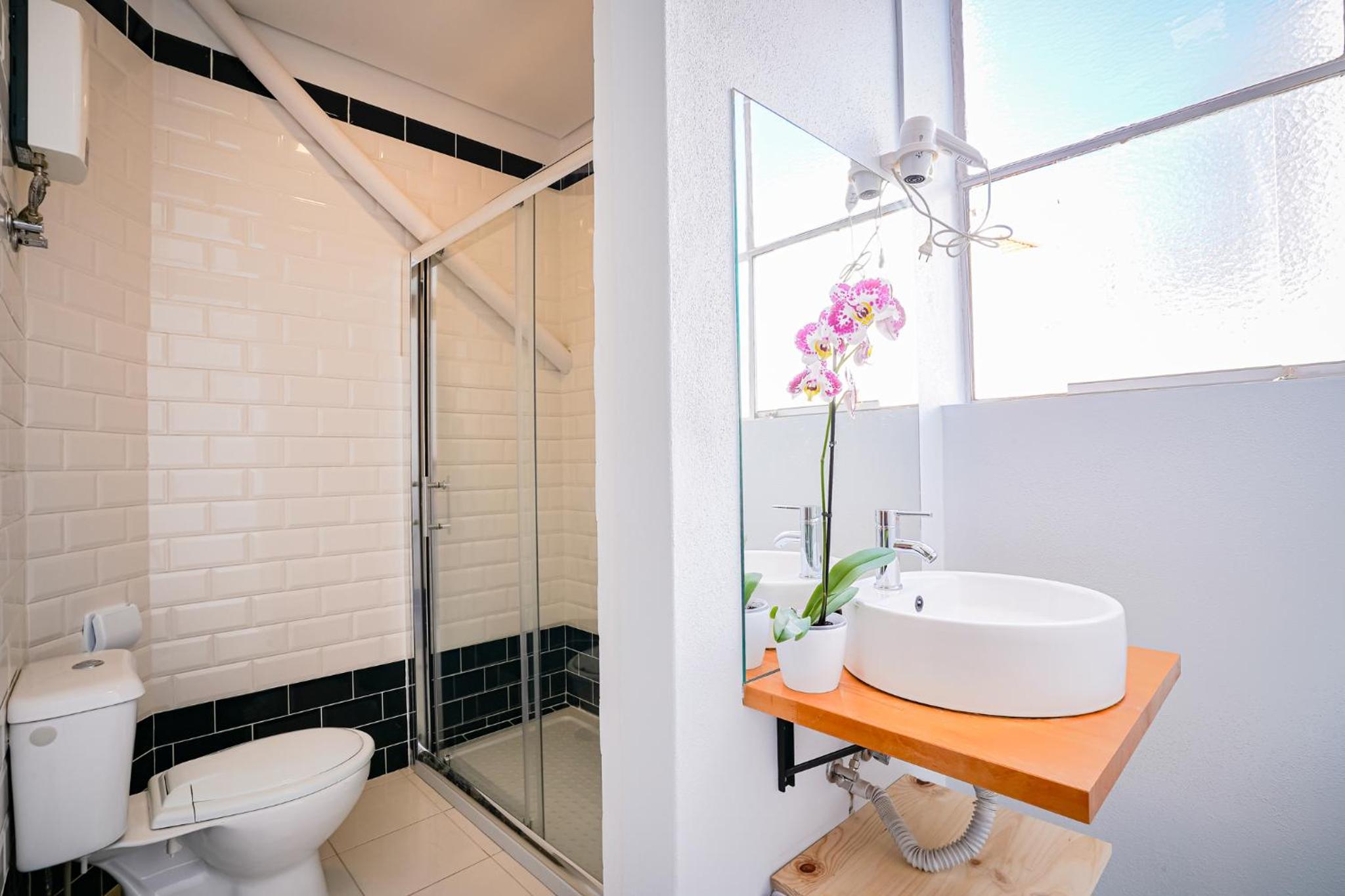 Standard Double Room - Photo 17
