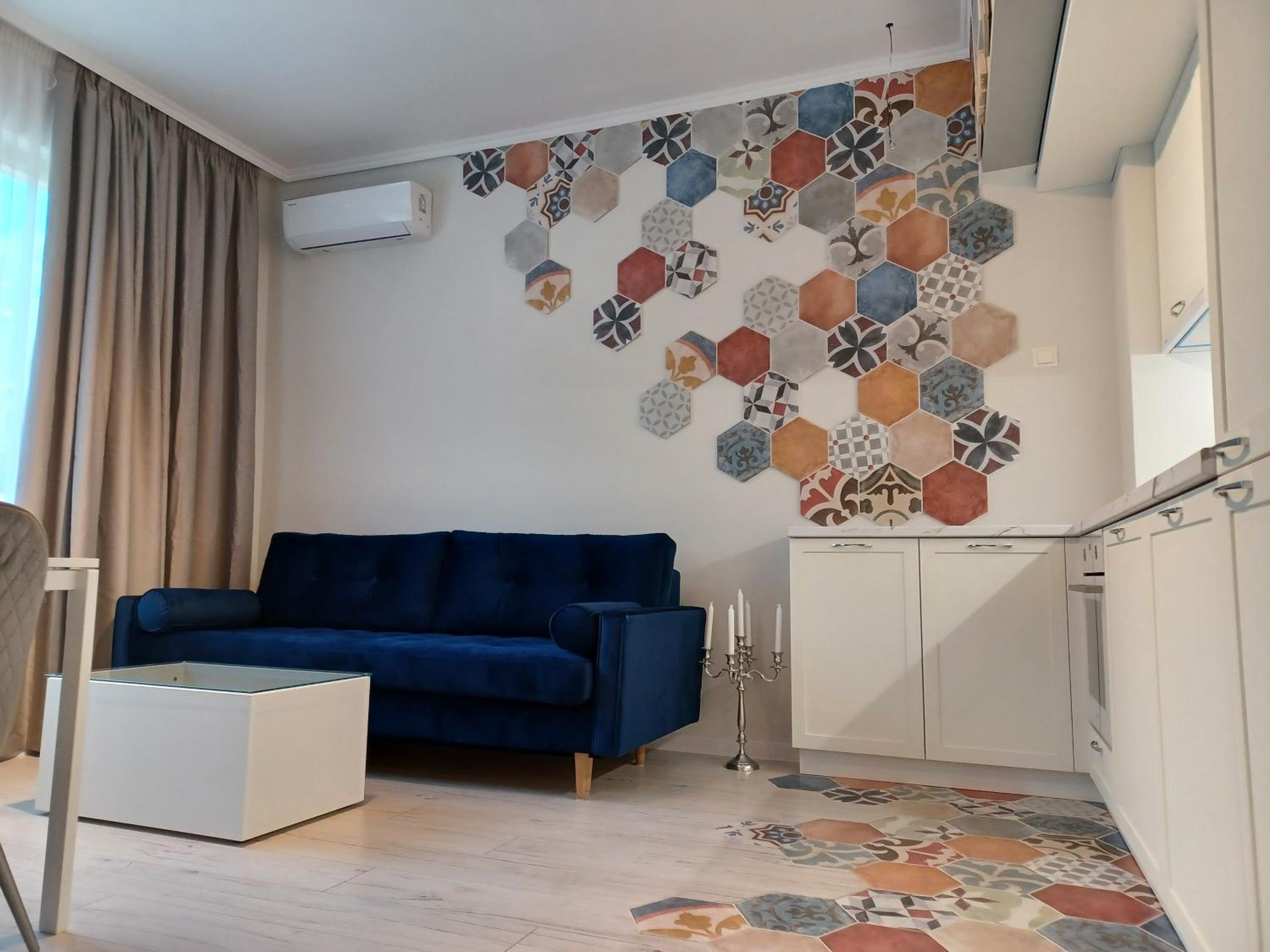 One-Bedroom Apartment - Photo 14