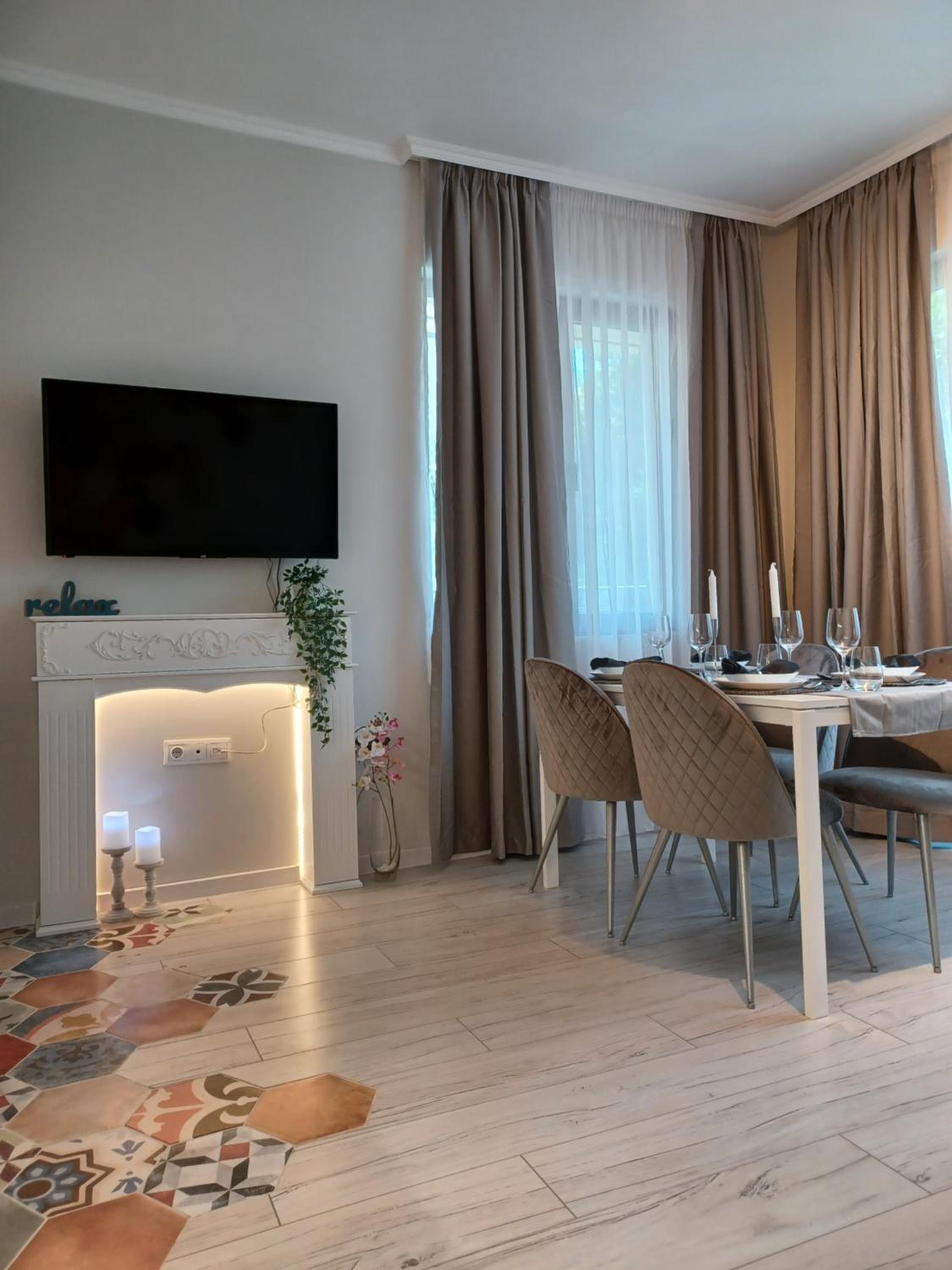 One-Bedroom Apartment - Photo 18