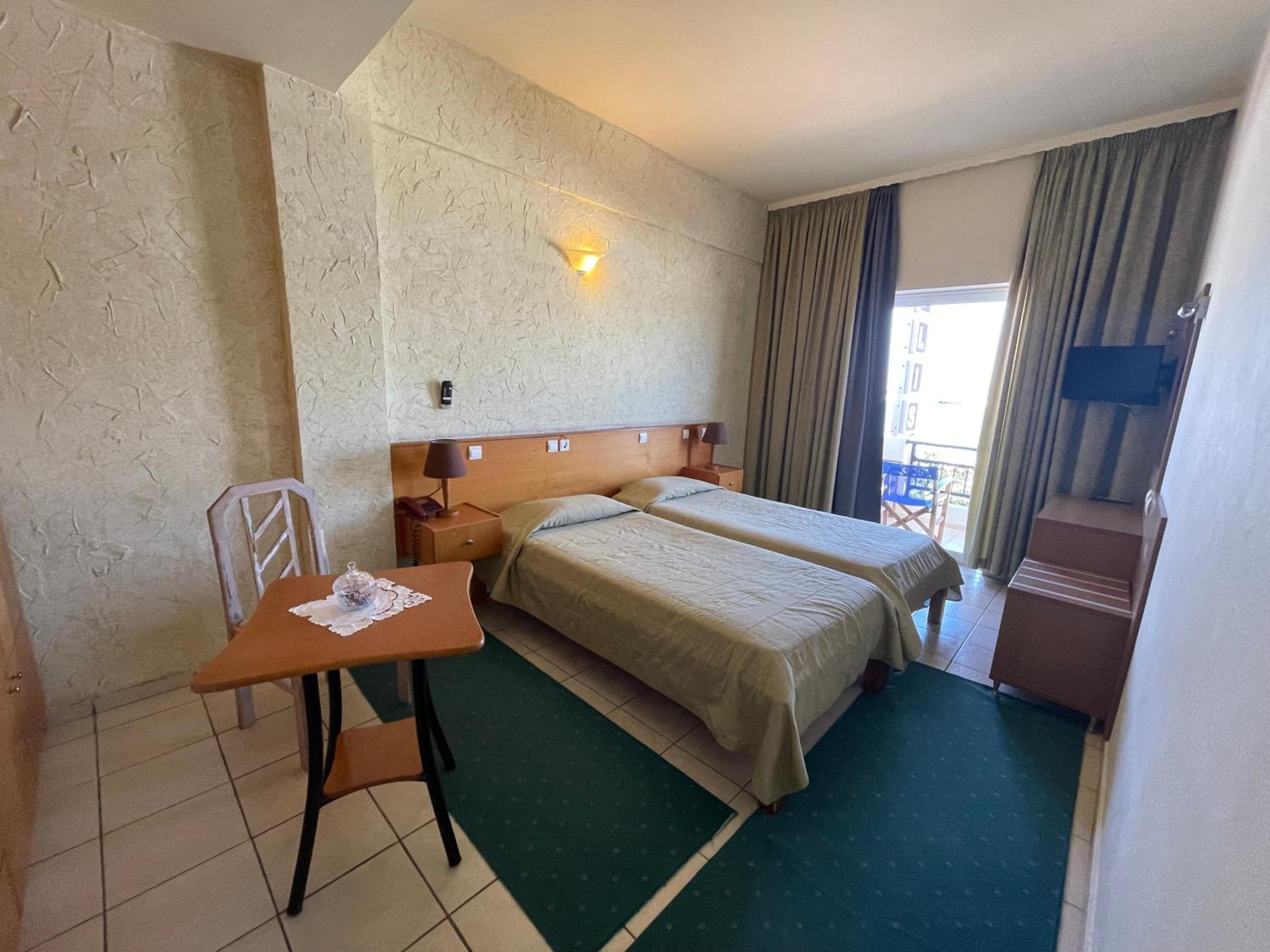 Twin Room With Sea View photo 1