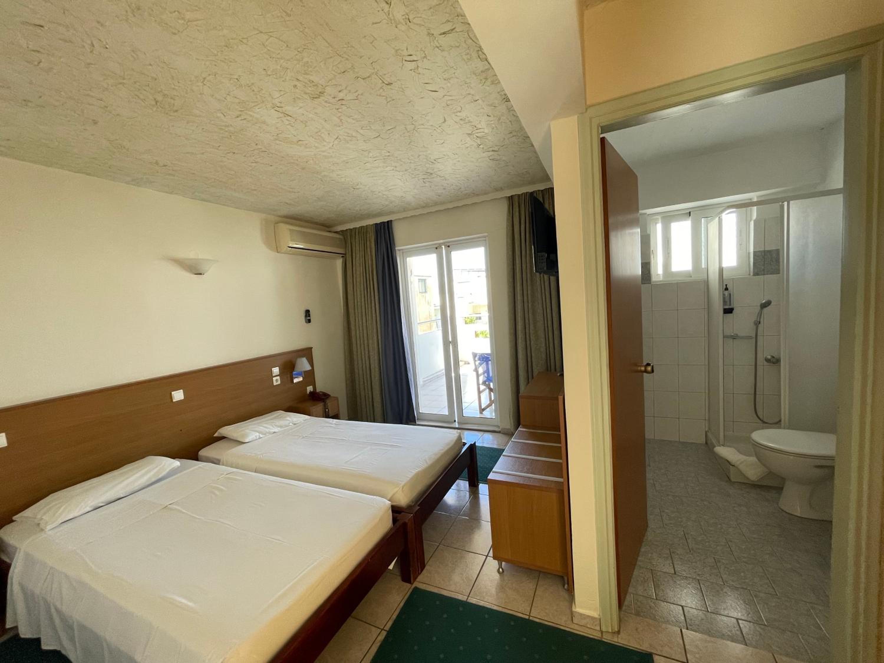 Twin Room with Garden View photo 1