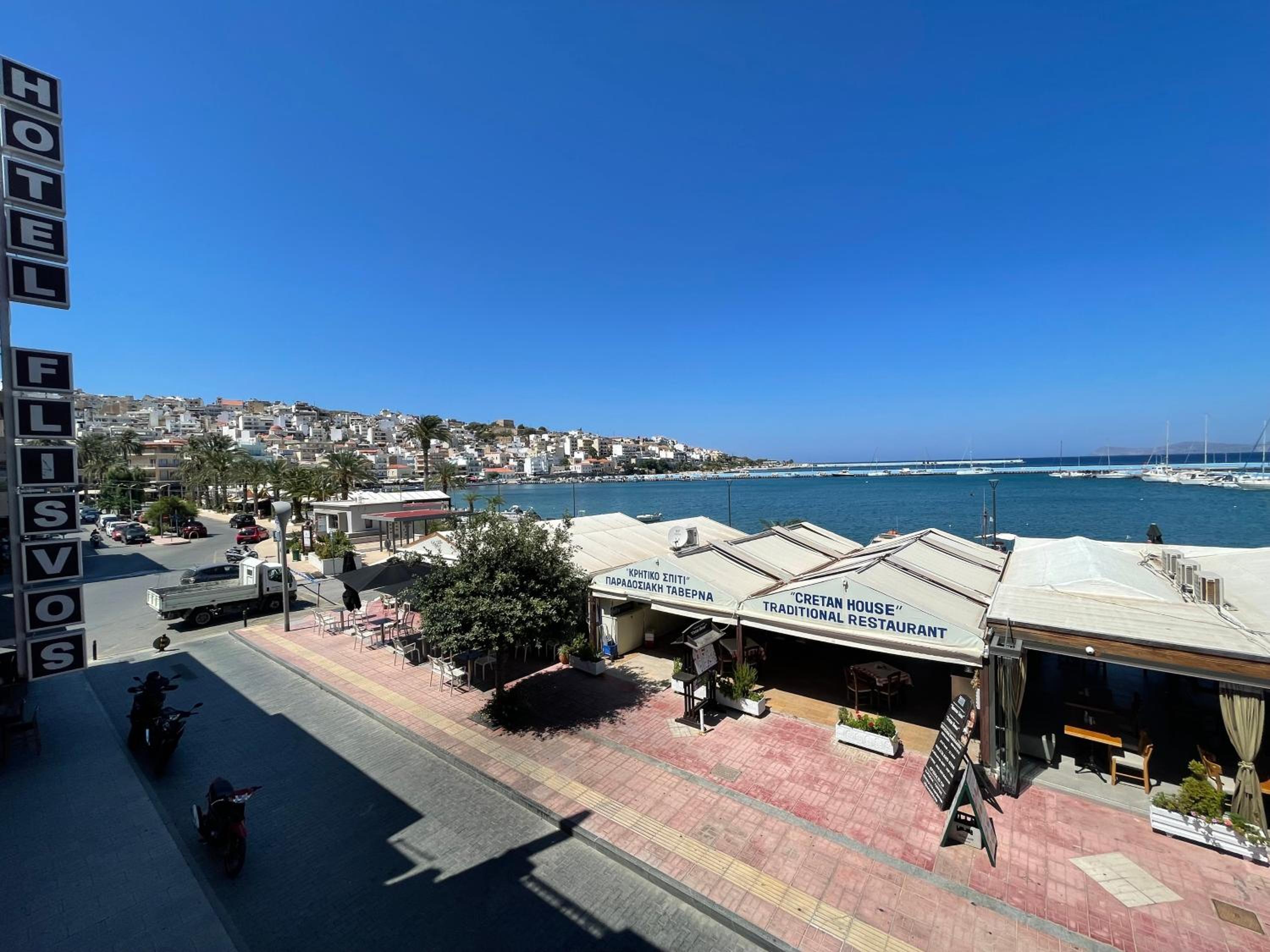 Quadruple Room with Sea View photo 2