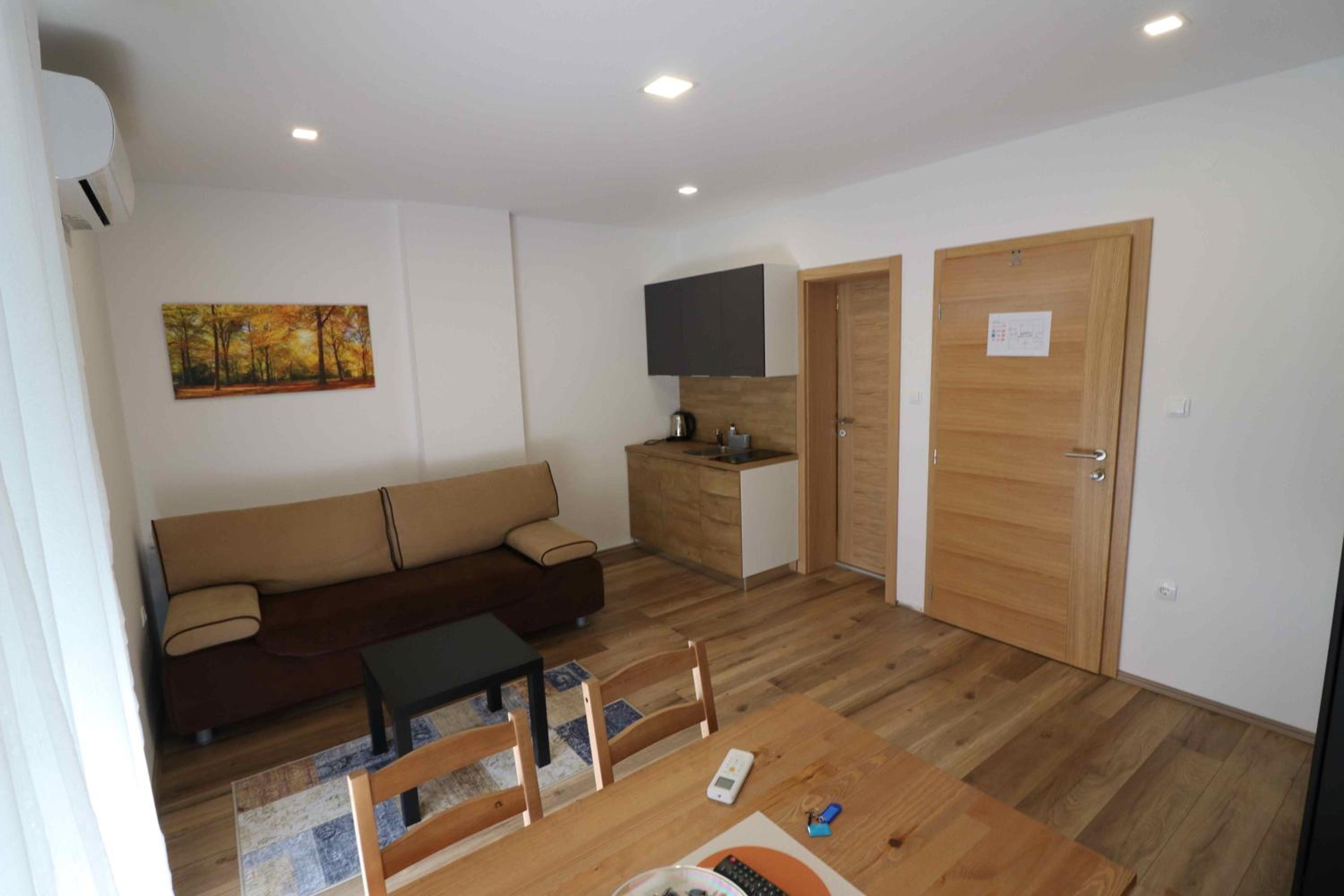 Apartment with Terrace - Photo 1