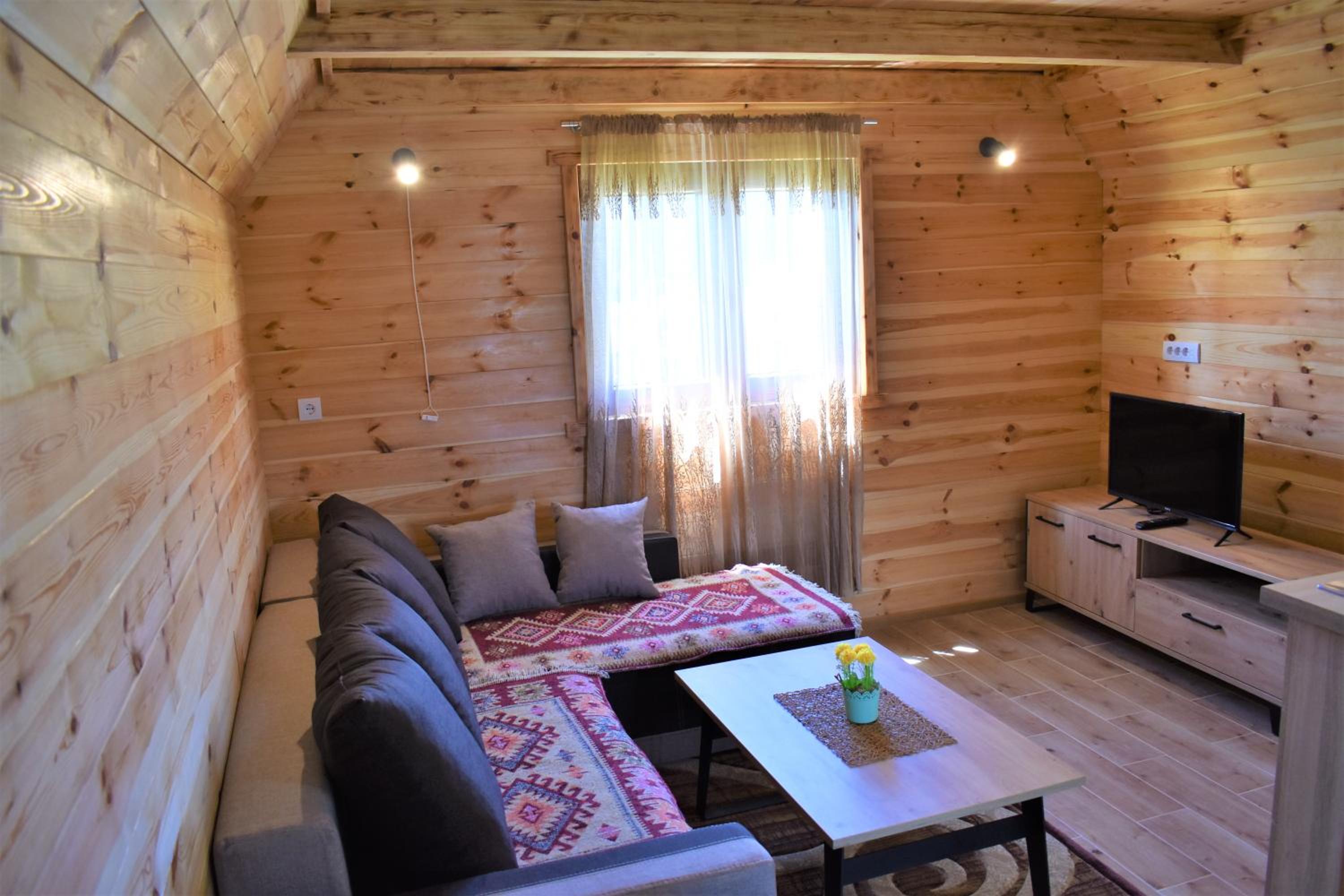 One-Bedroom Bungalow photo 3