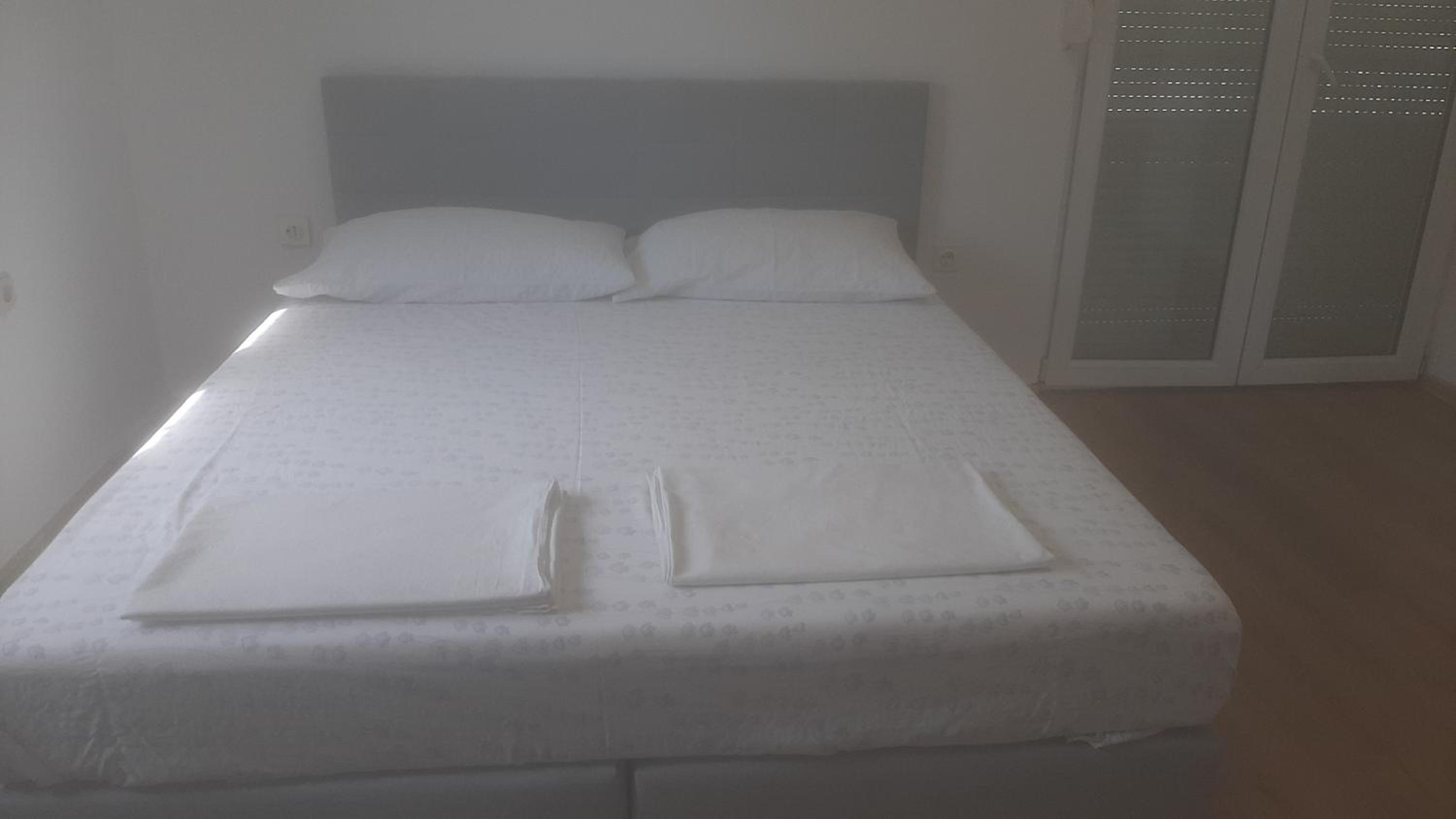 Double Room with Balcony and Sea View - Photo 2