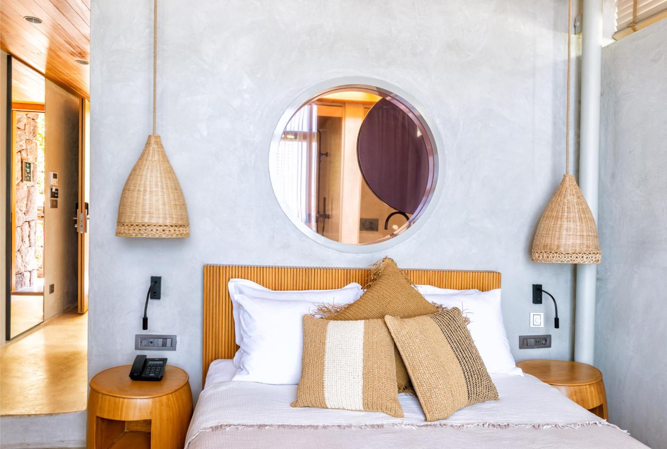 Double Room with Balcony and Sea View