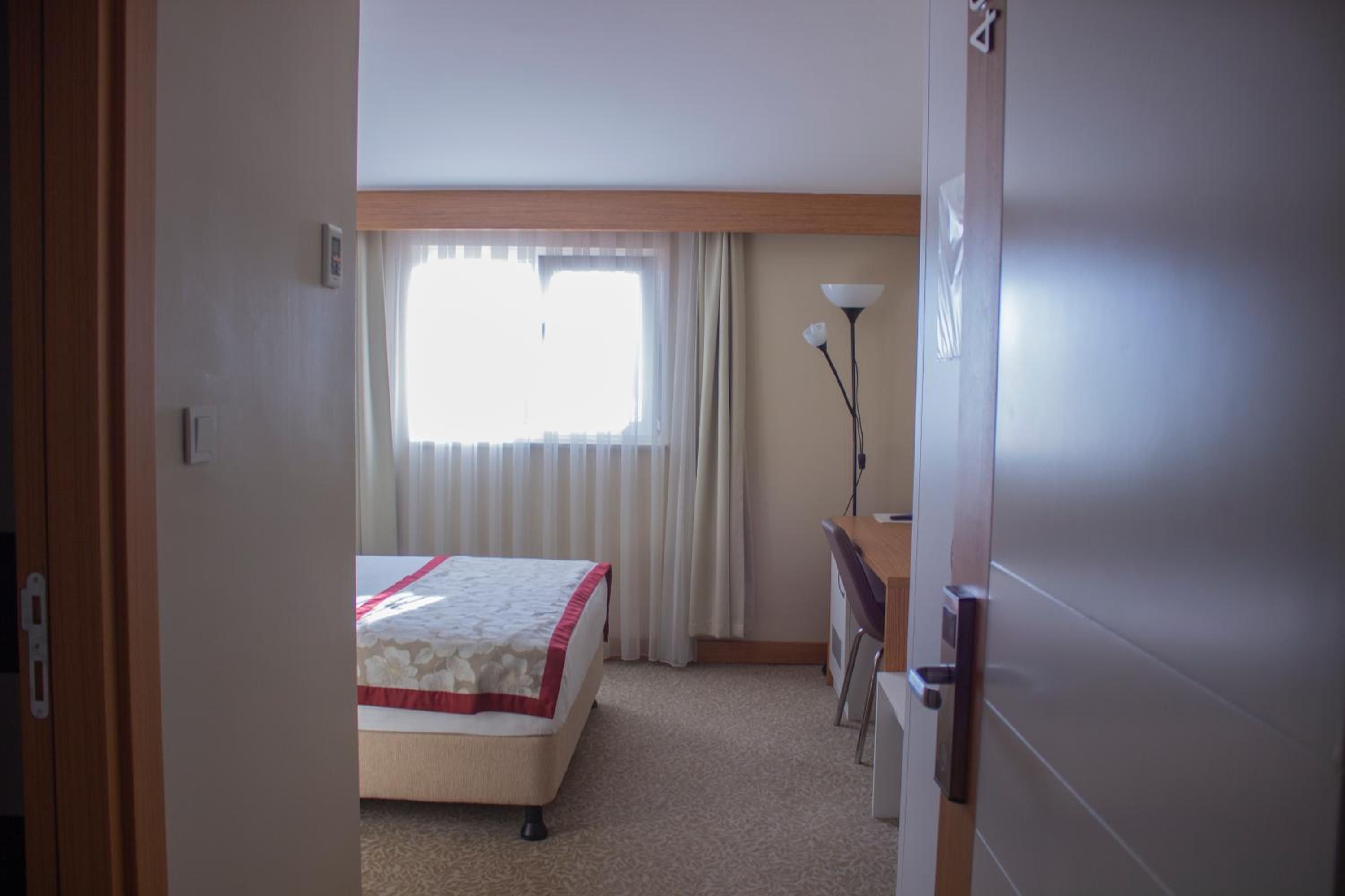 Economy Double or Twin Room photo 3