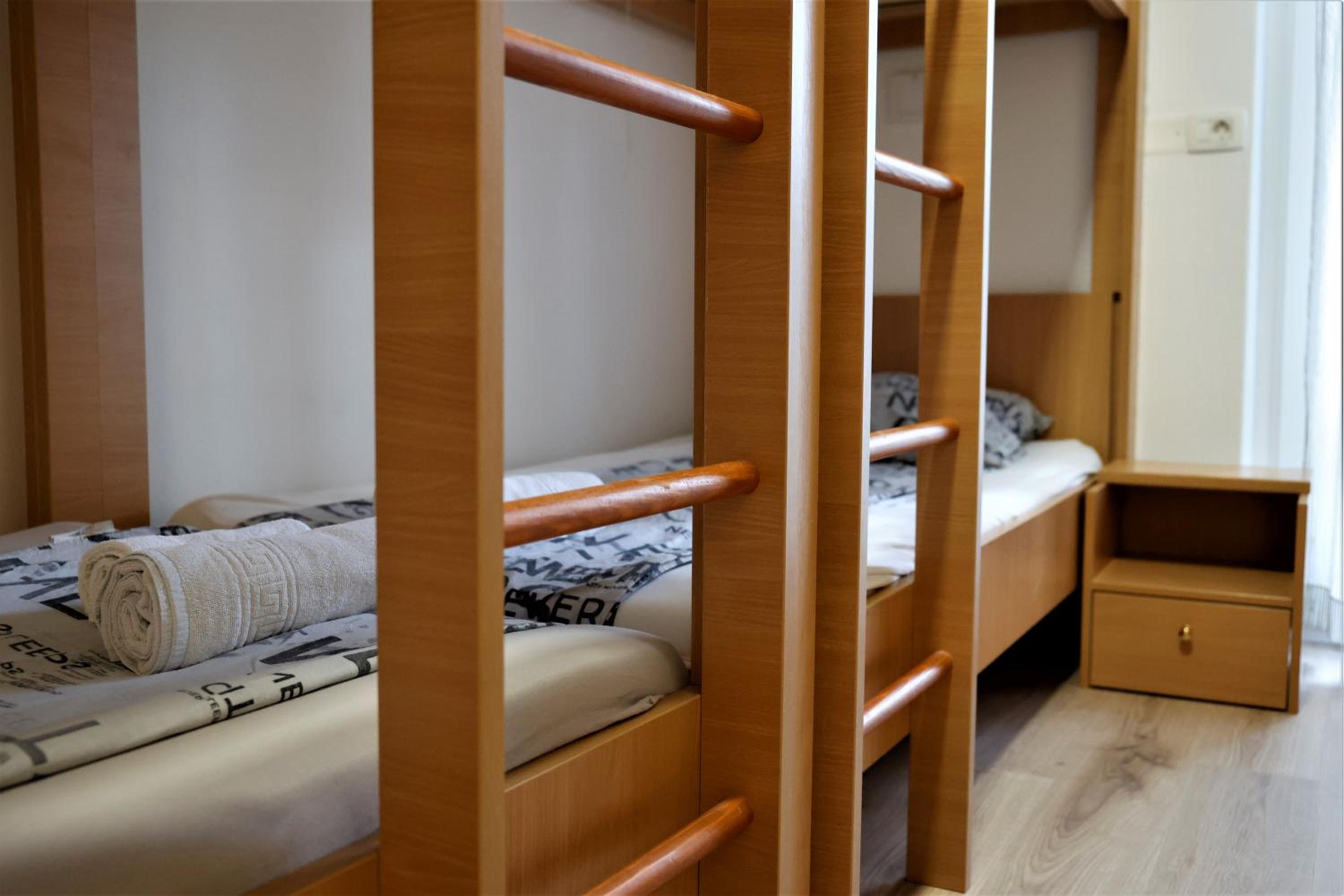 Quadruple Room - Photo 1