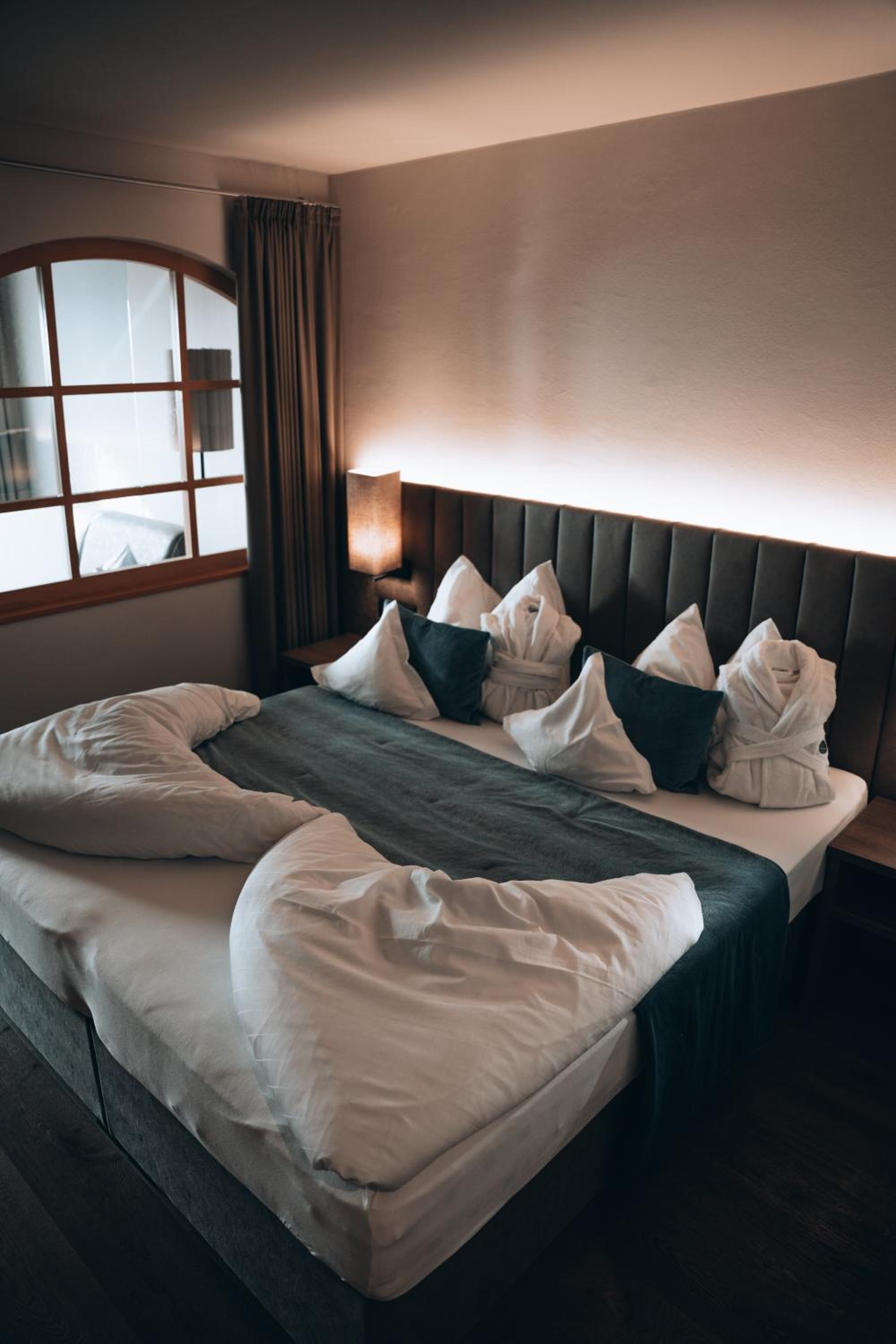 Suite with Garden View - Photo 2