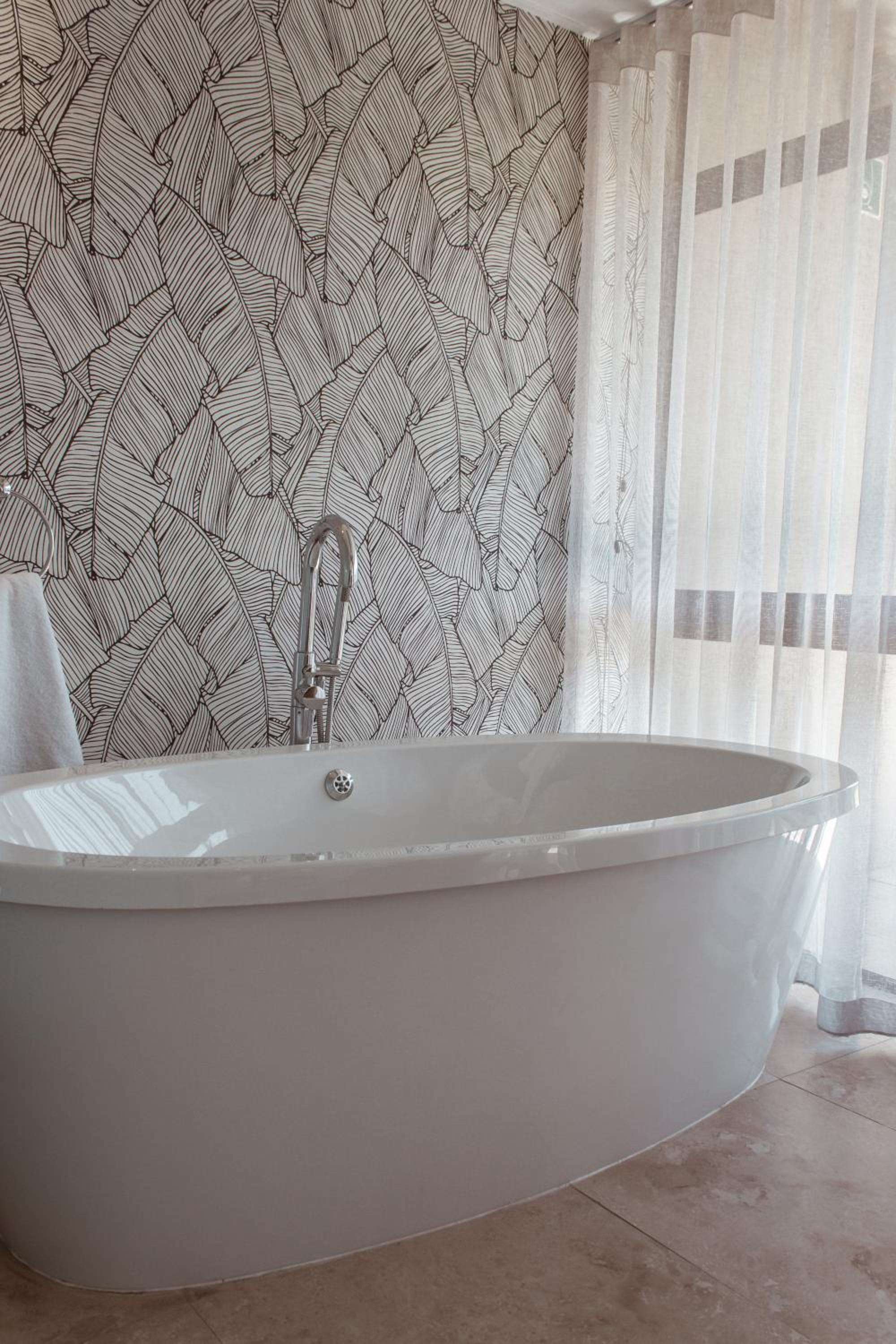 Suite With Mountain View photo 2