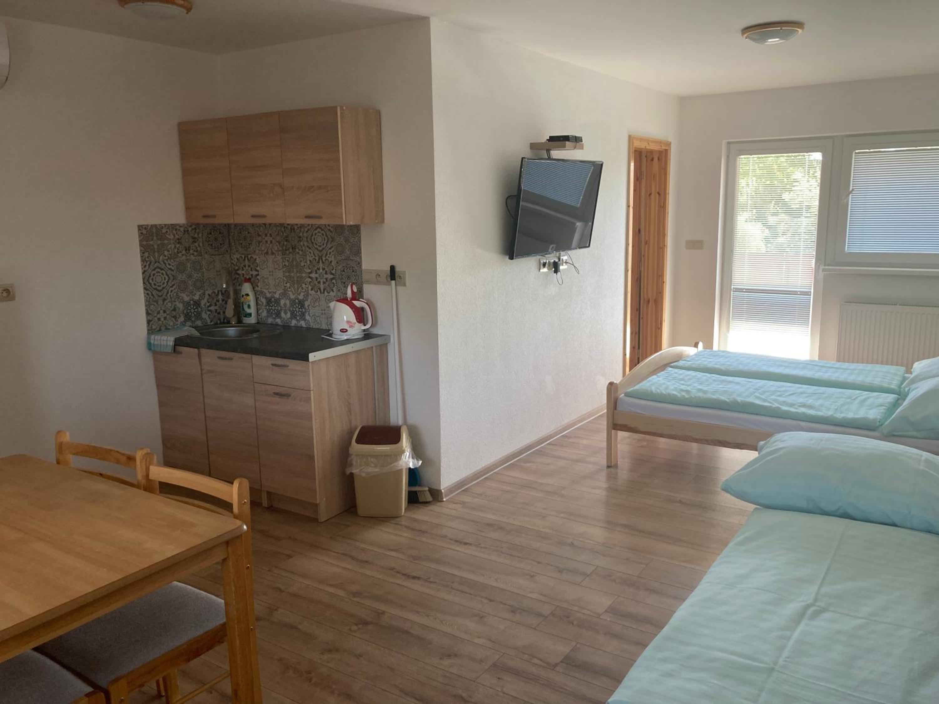 Deluxe Double Room with Bath - Photo 99