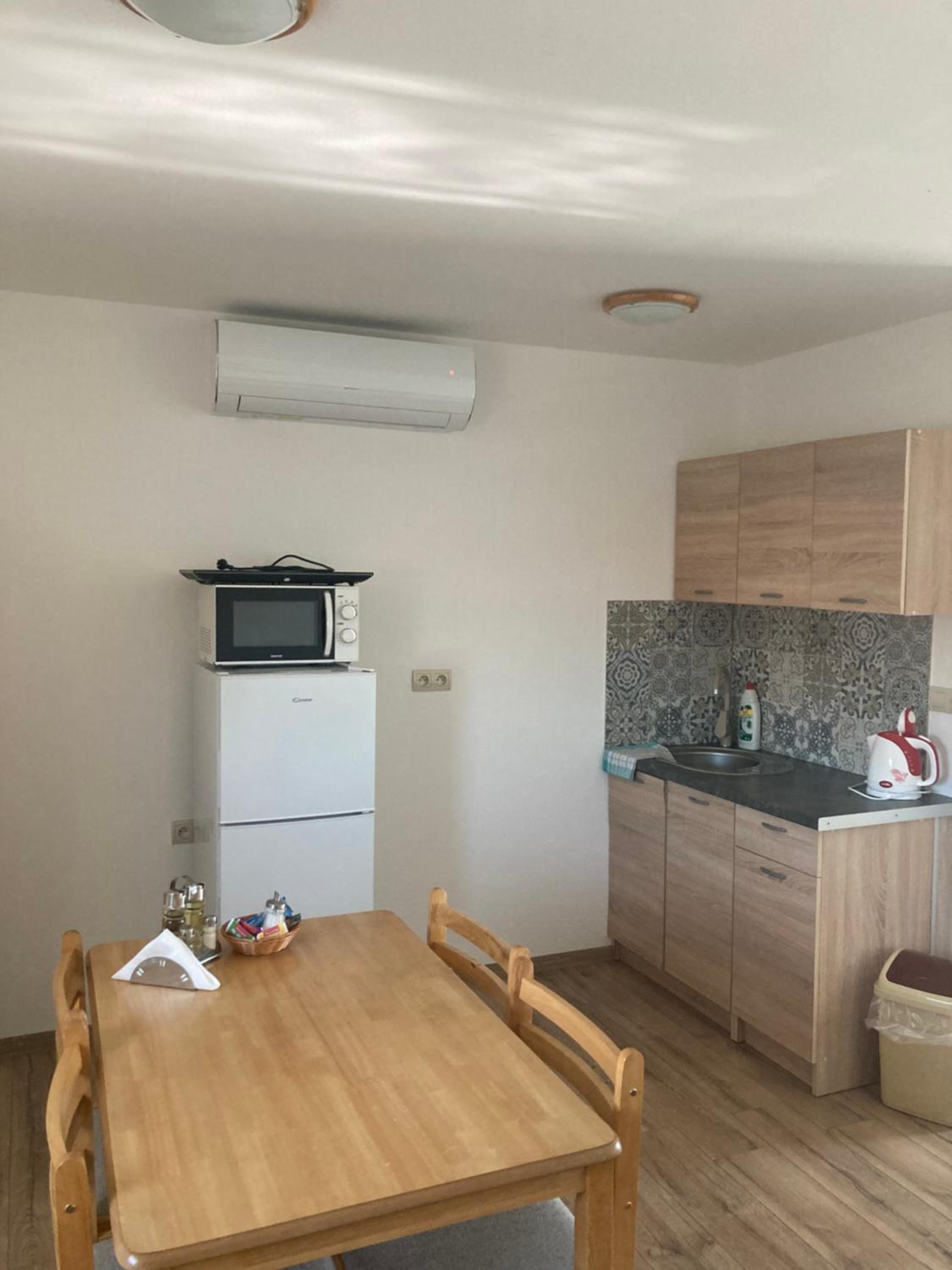 Budget Twin Room - Photo 75