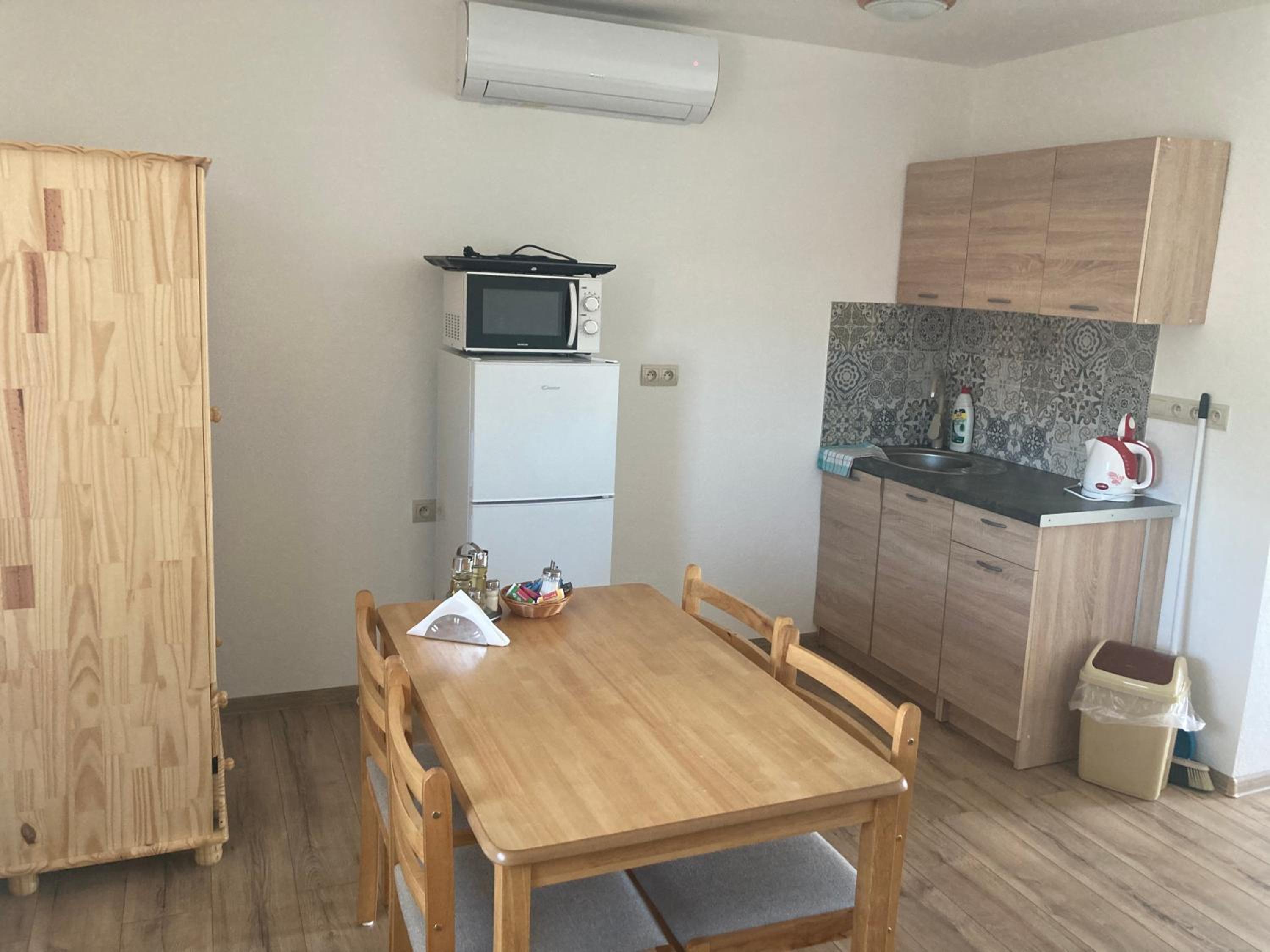 Deluxe Double Room with Bath - Photo 87