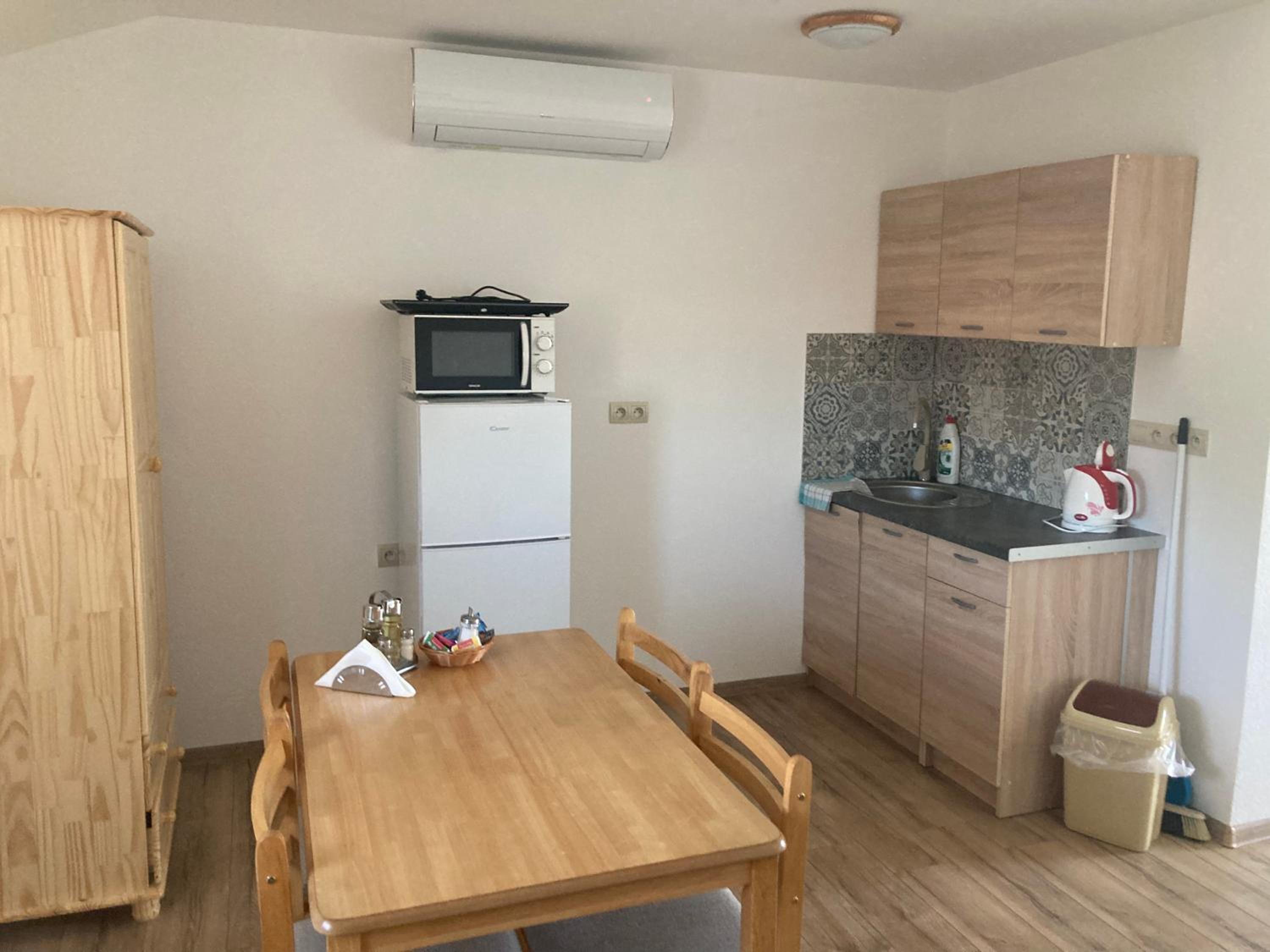 Deluxe Double Room with Bath - Photo 86