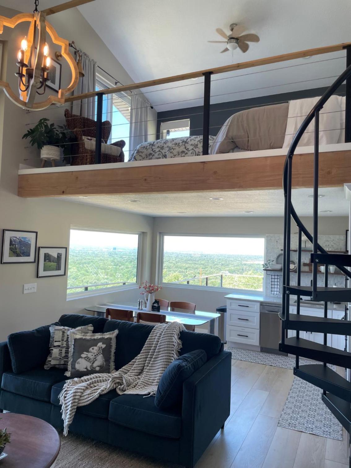 One-Bedroom House photo 1