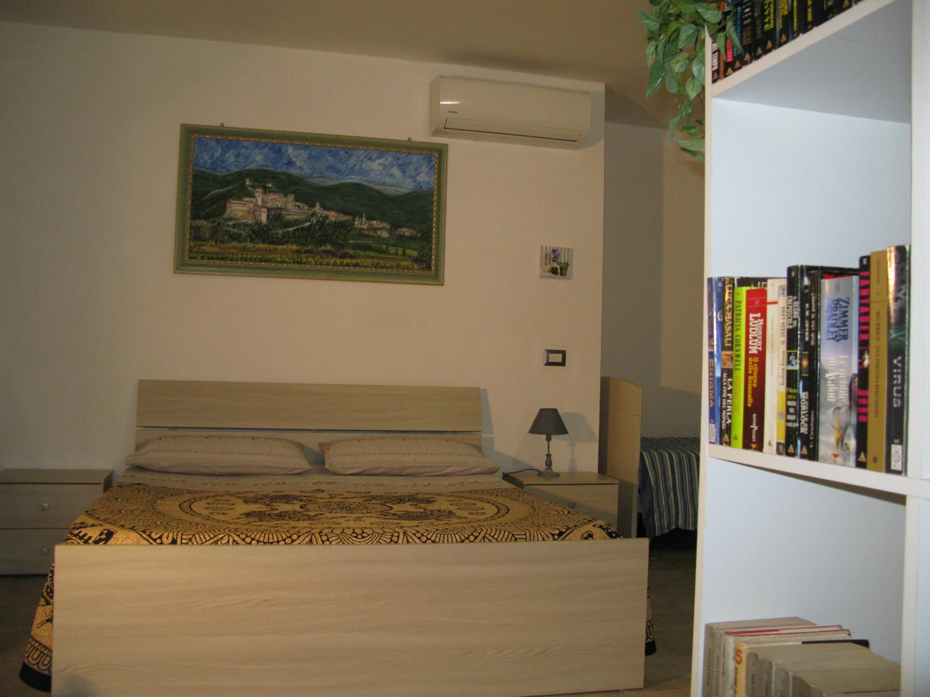 Studio Apartment - Photo 3